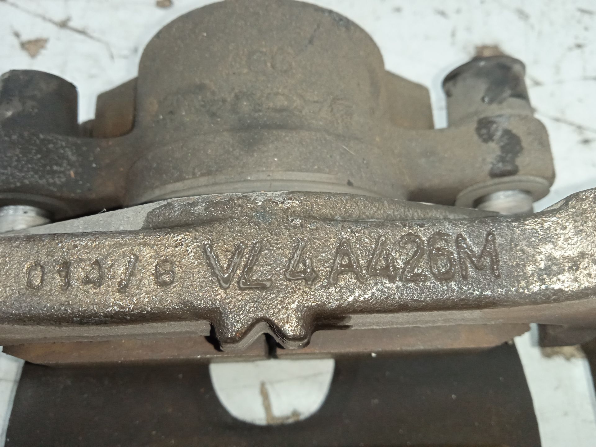Pinza de freno delantera izquierda land rover discovery sport se