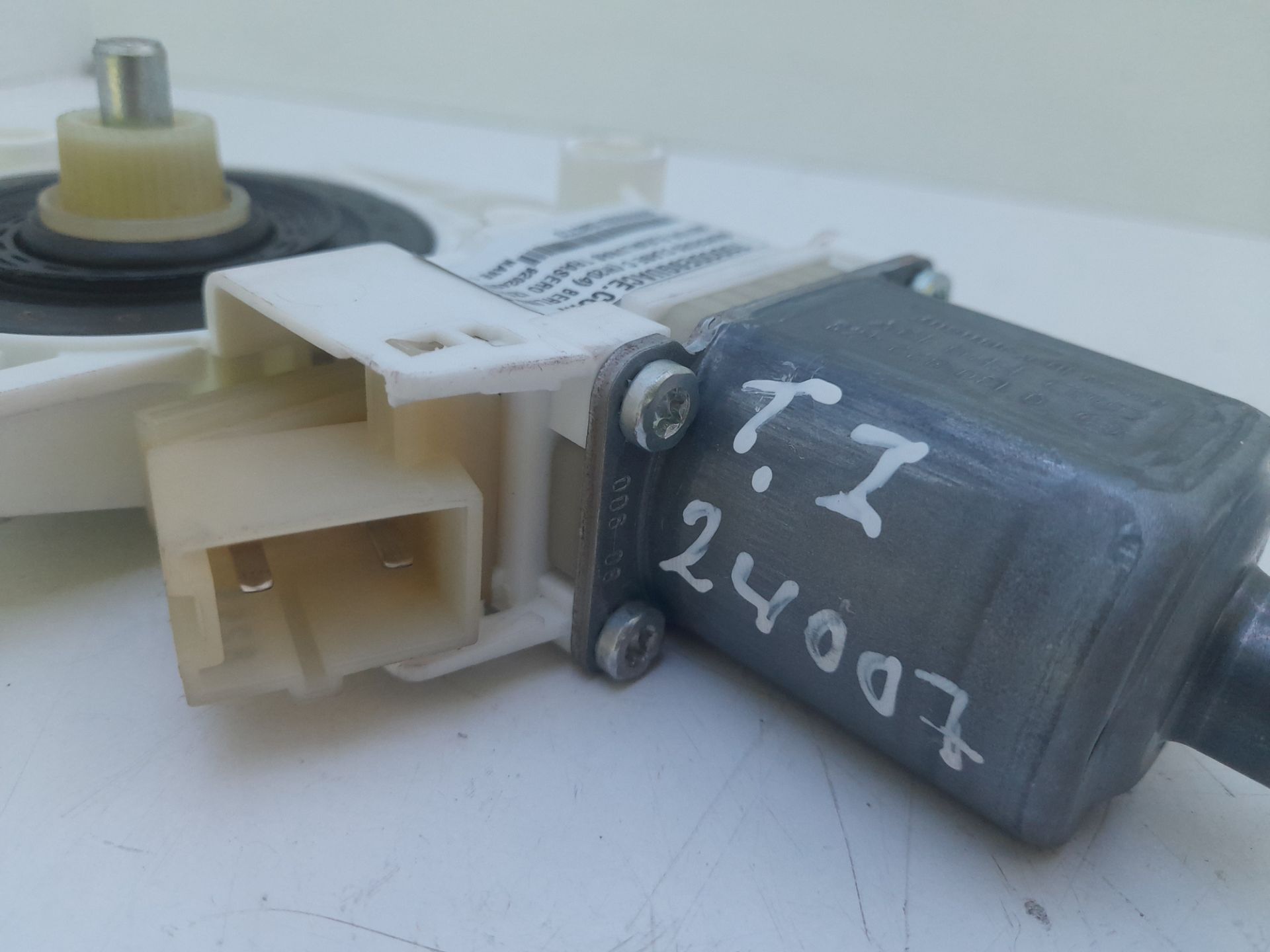 Motor elevalunas trasero izquierdo mercedes-benz clase c (bm 204) berlina c 220 cdi (204.008)