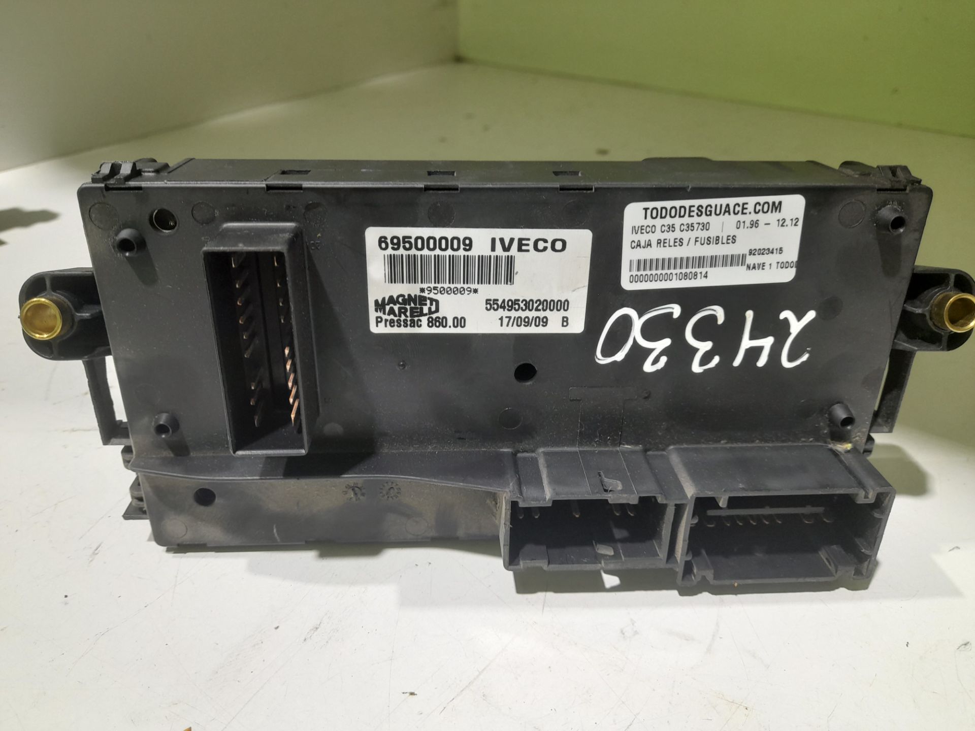 Caja reles / fusibles iveco  no identificado