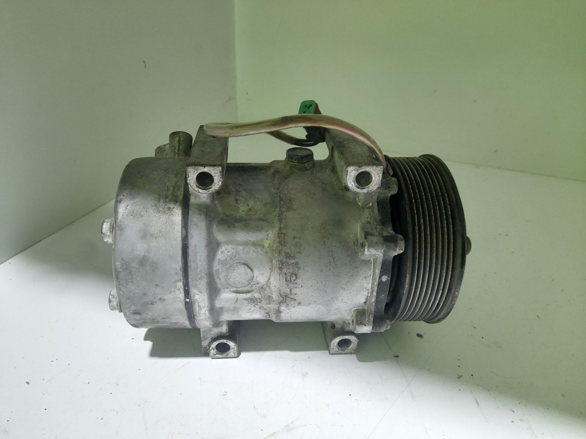 Compresor aire acondicionado   no identificado