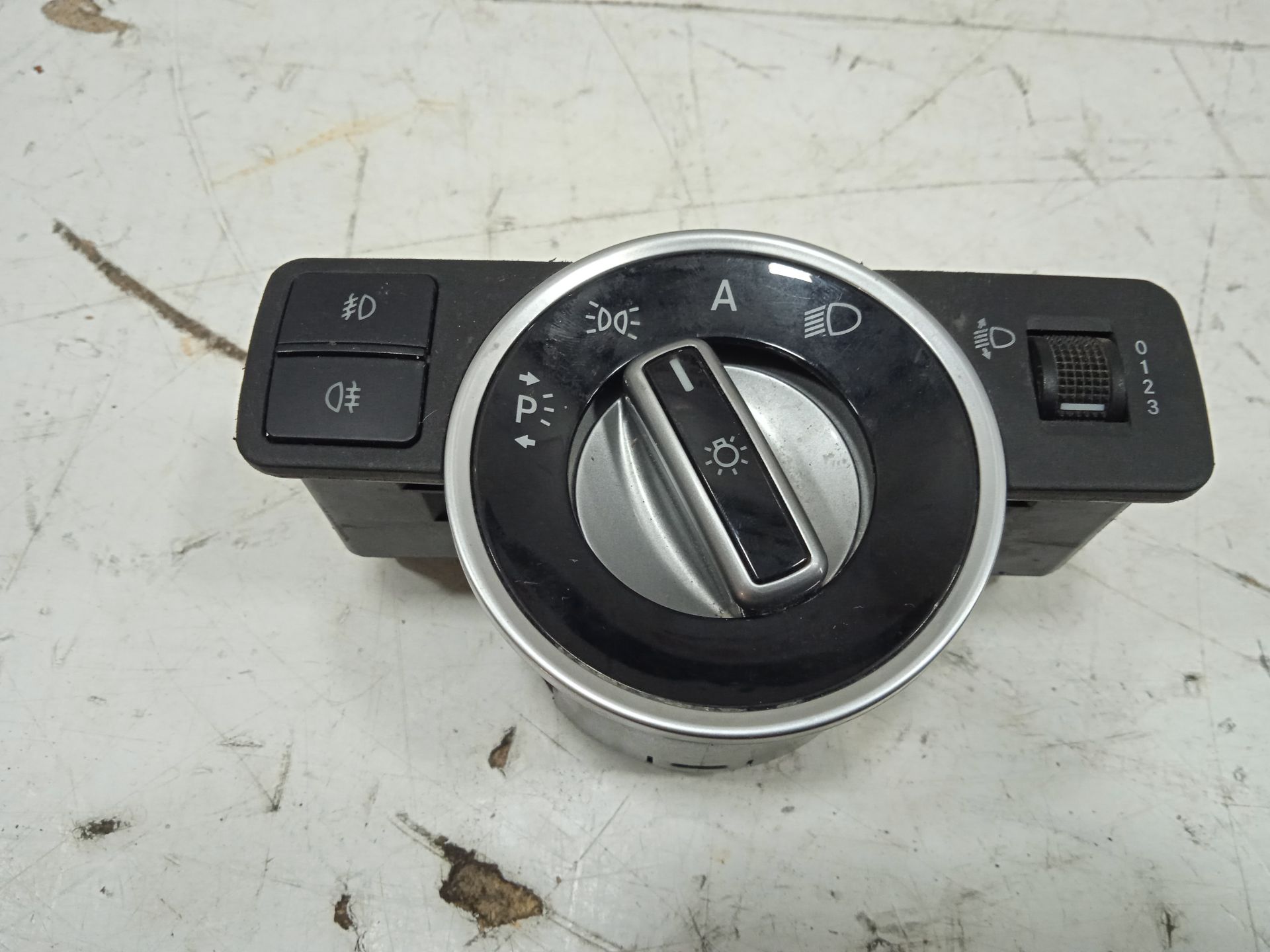 Mando luces mercedes-benz clase c (bm 204) familiar c 200 t cdi blueefficiency (20