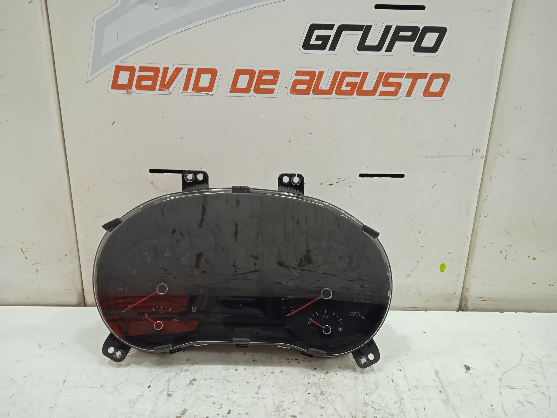 Cuadro instrumentos   no identificado