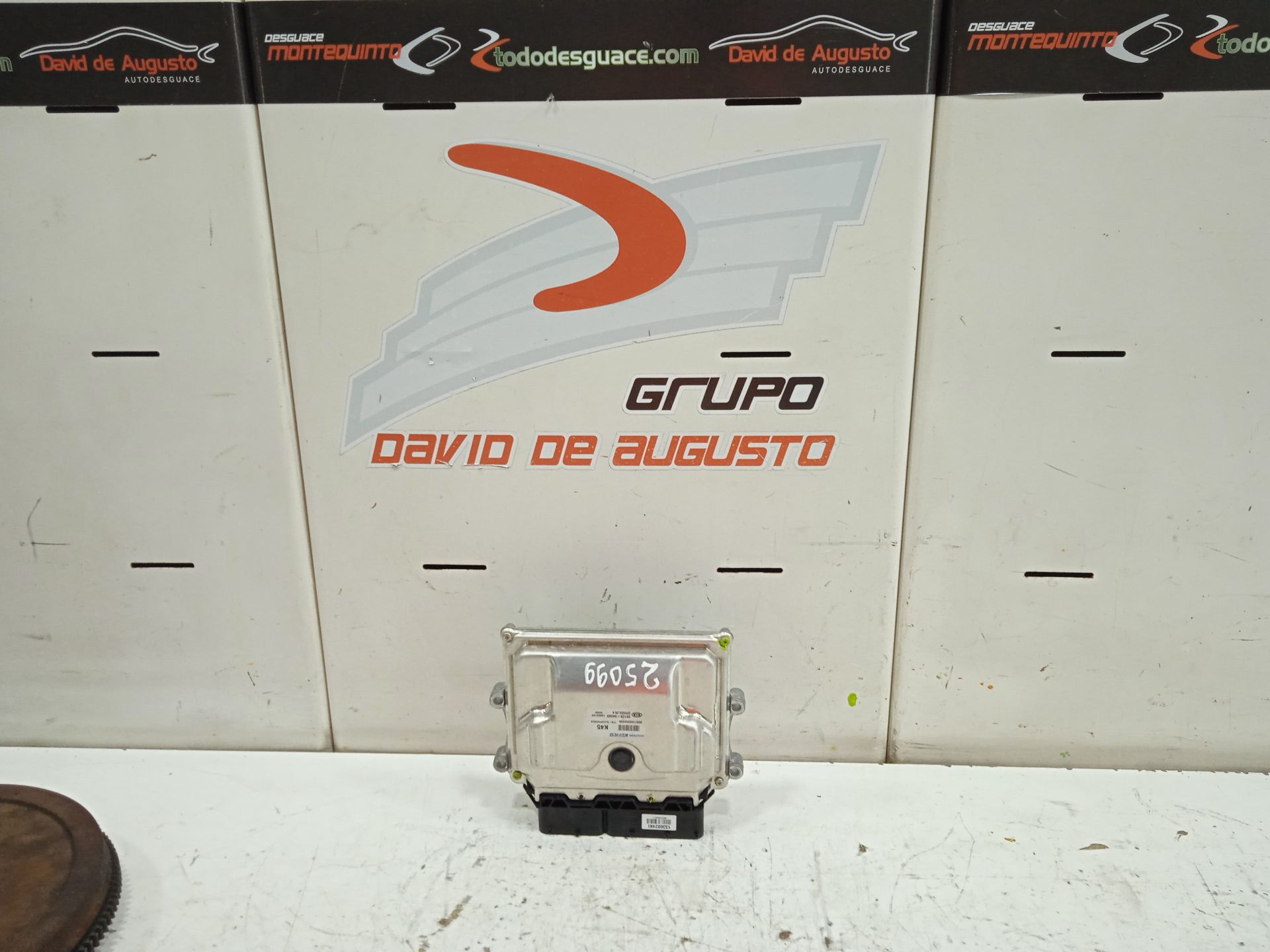 Centralita motor uce   no identificado