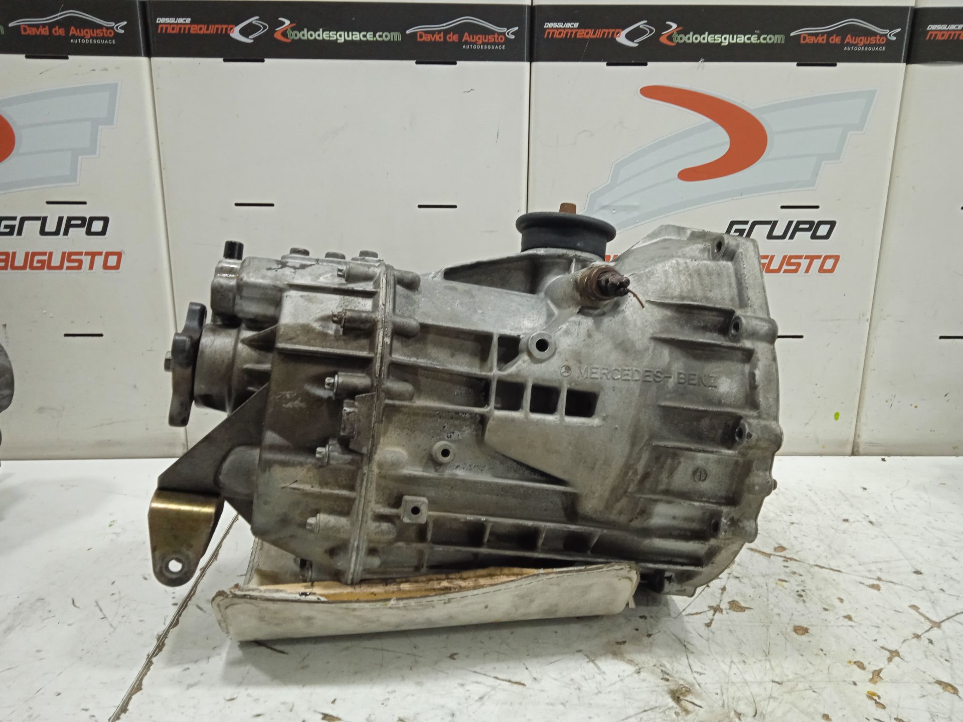 Caja cambios lt  46  caja cerrada