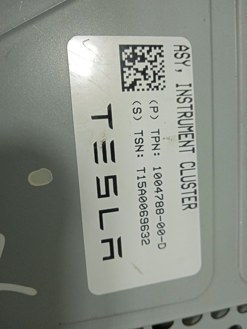 No identificado tesla model s basis