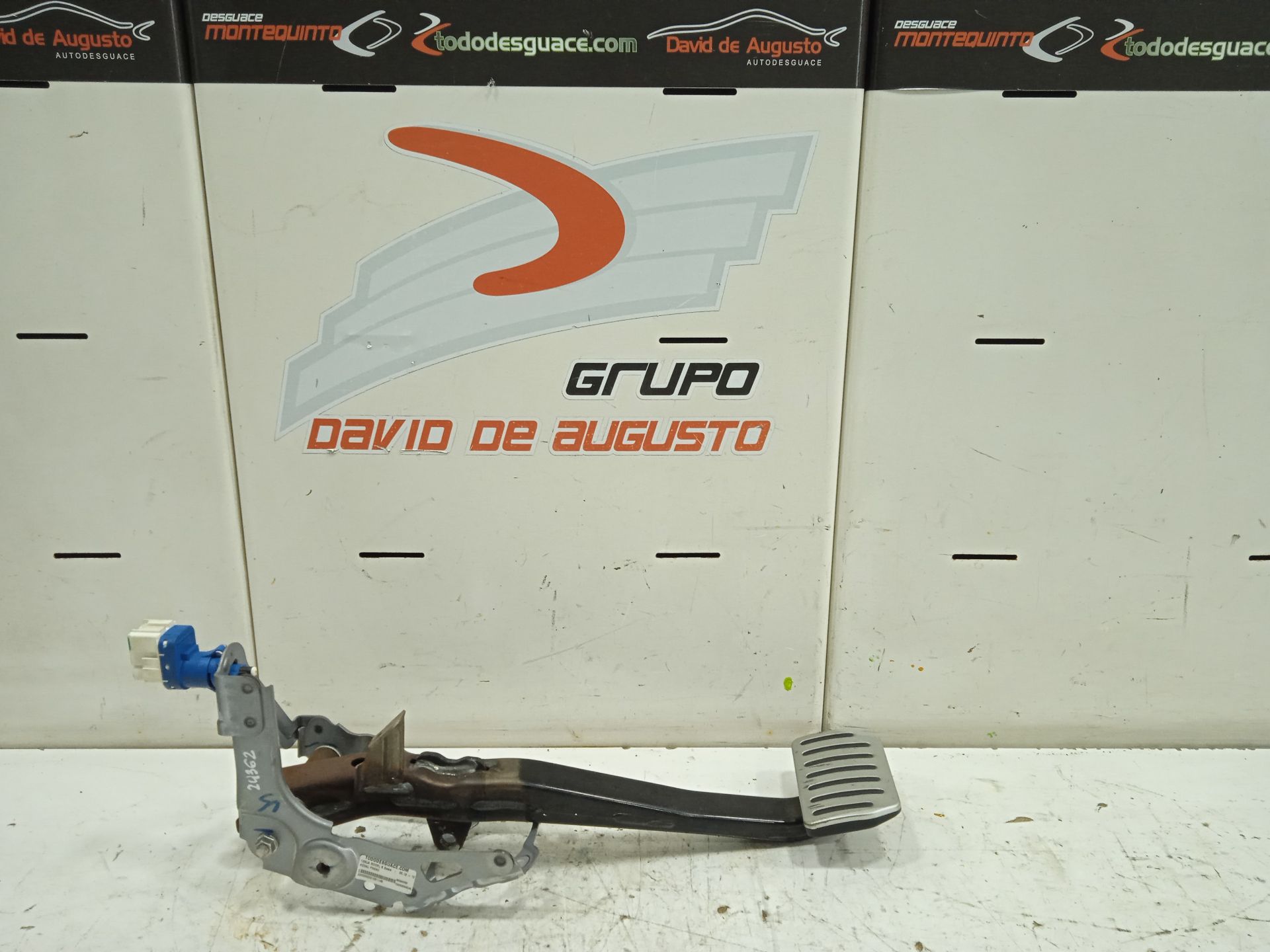 Pedal freno tesla model s basis