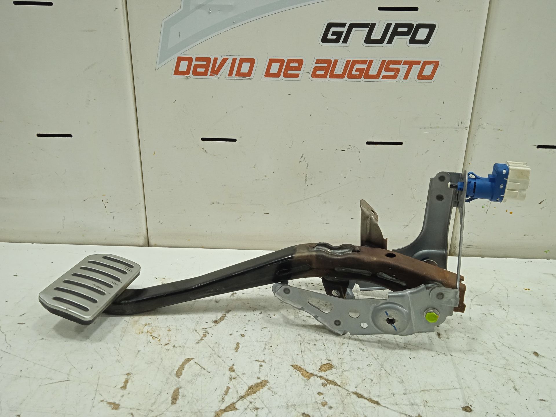 Pedal freno tesla model s basis