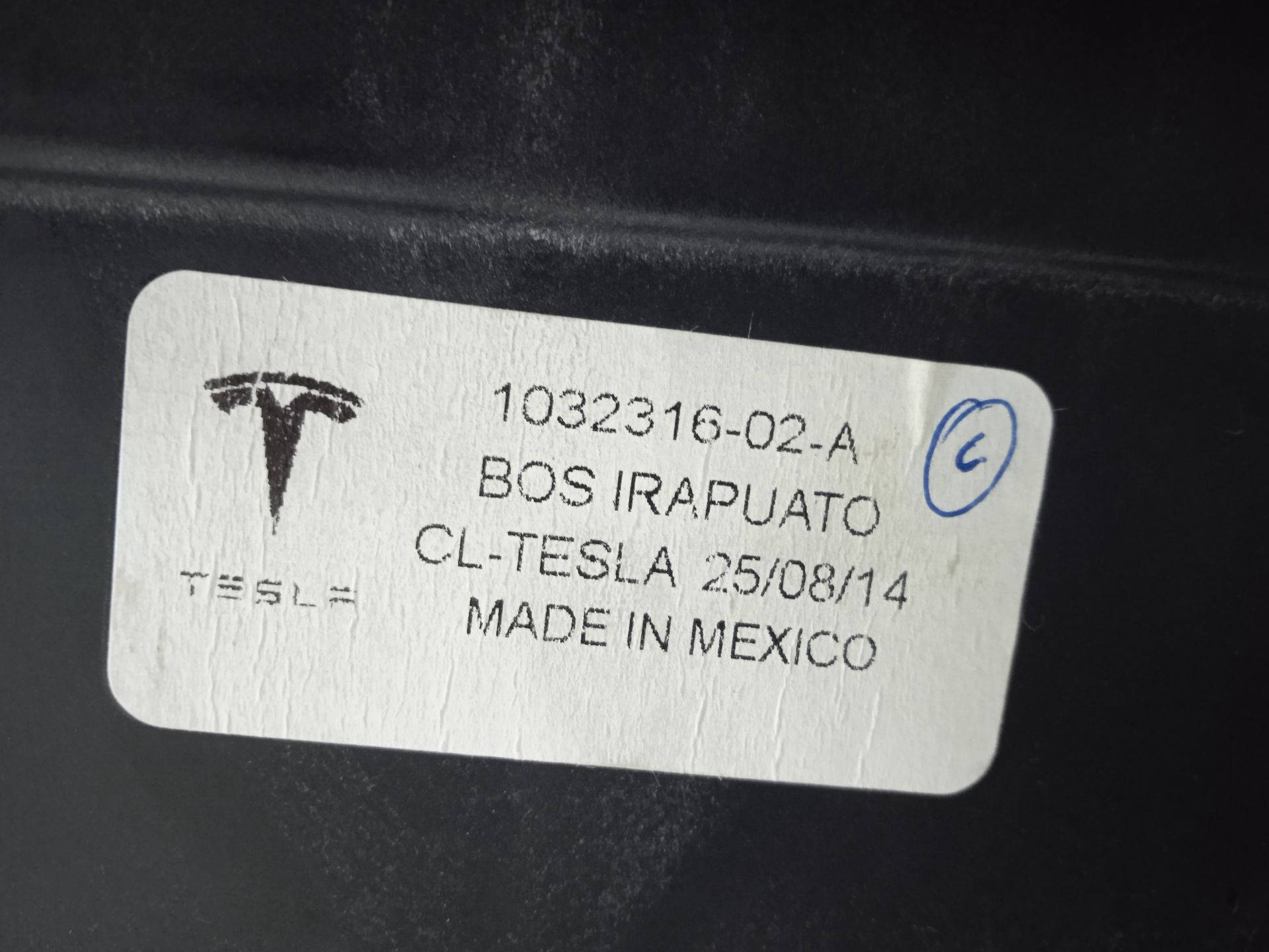 Consola central tesla model s basis