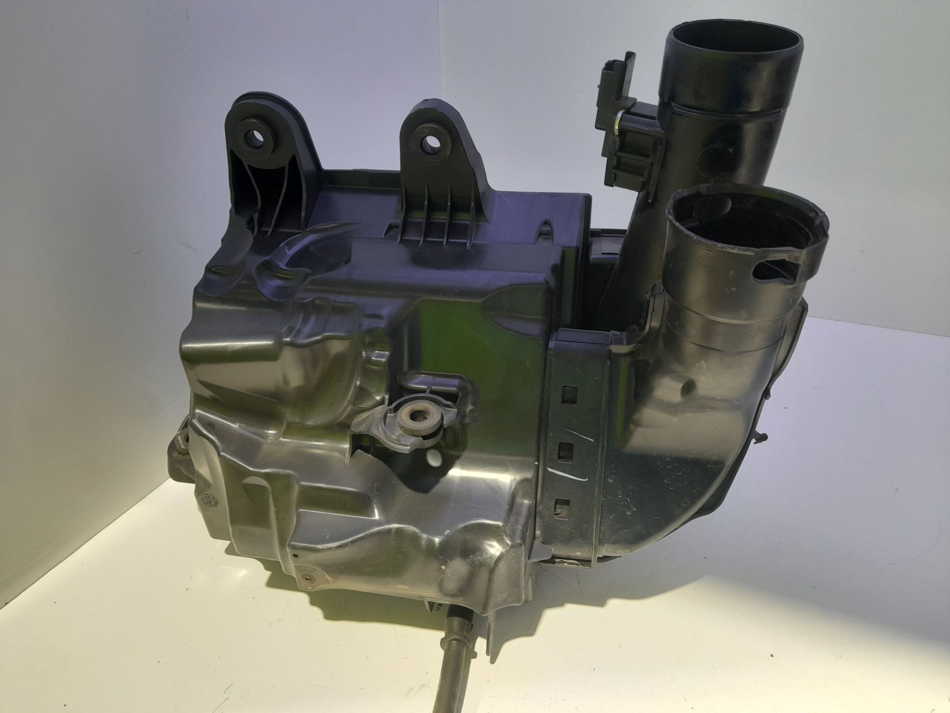 Soporte filtro aire peugeot 308 access