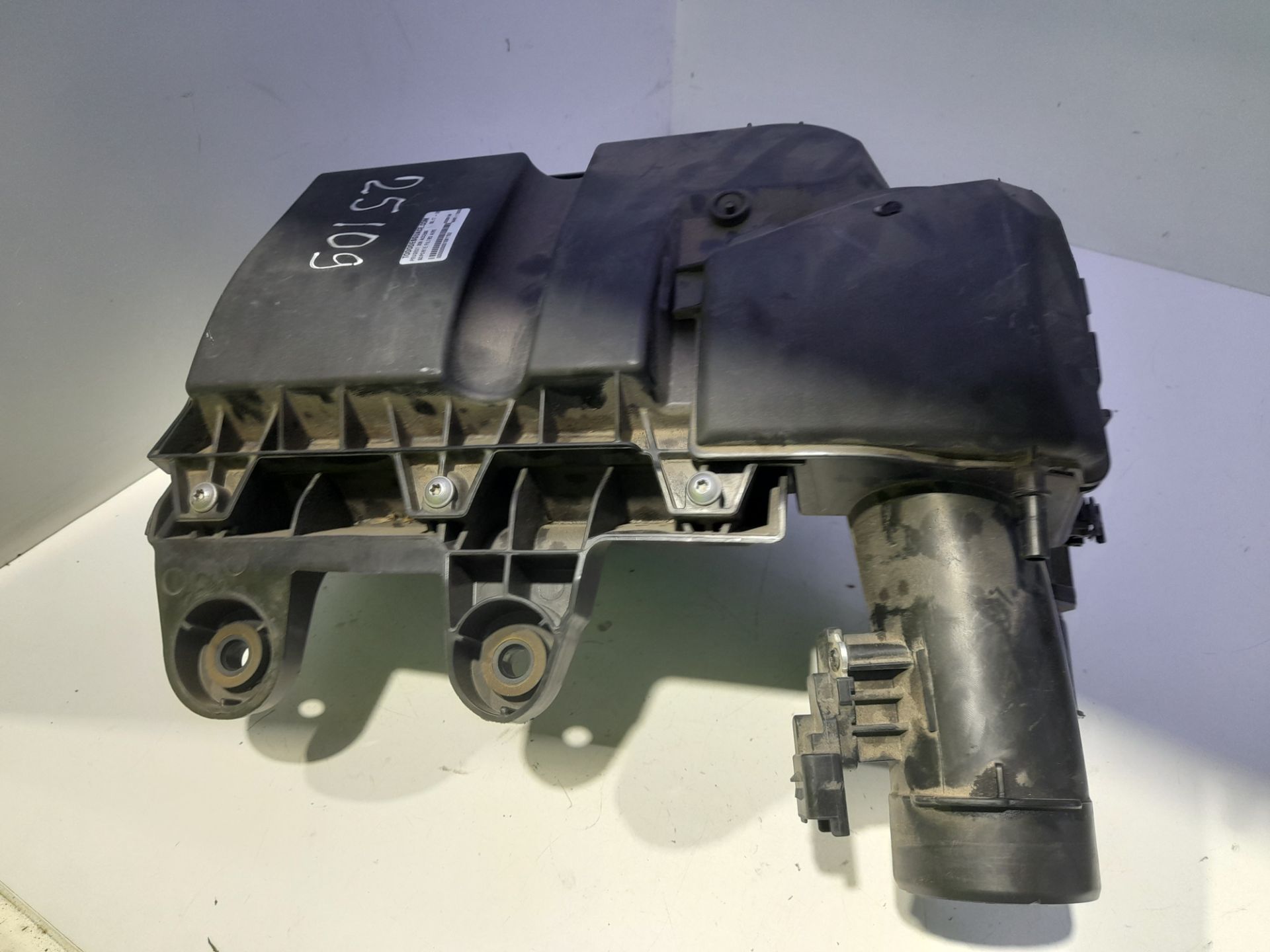 Soporte filtro aire peugeot 308 access