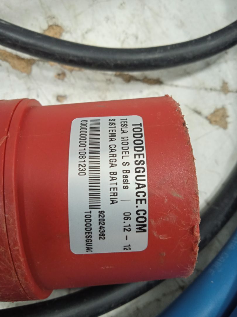 No identificado tesla model s basis