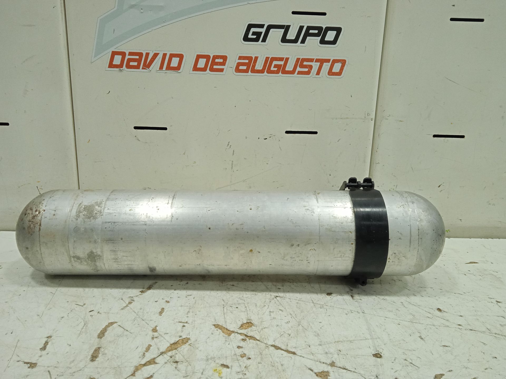 No identificado tesla model s basis
