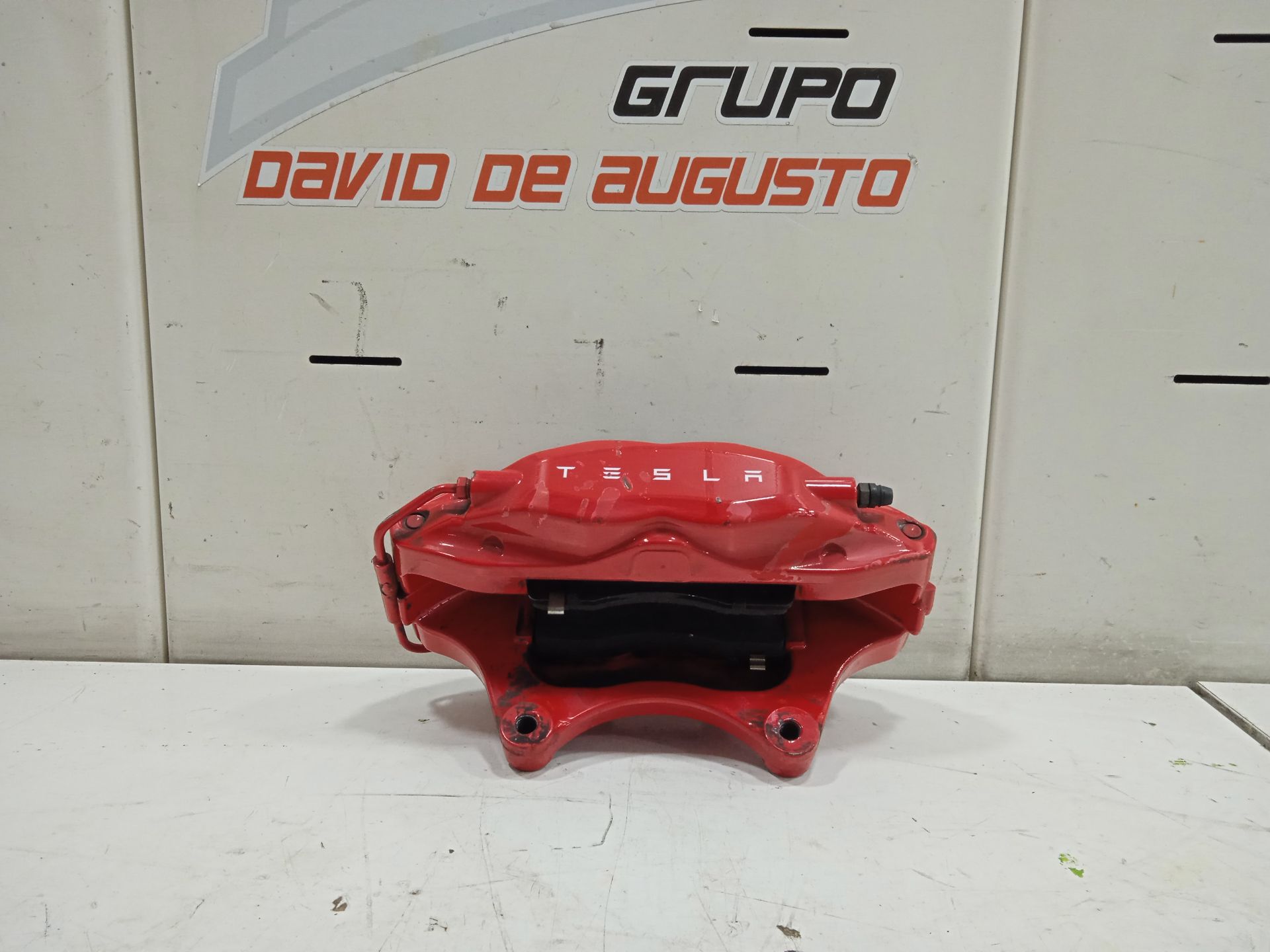 Pinza de freno trasera izquierda tesla model s basis