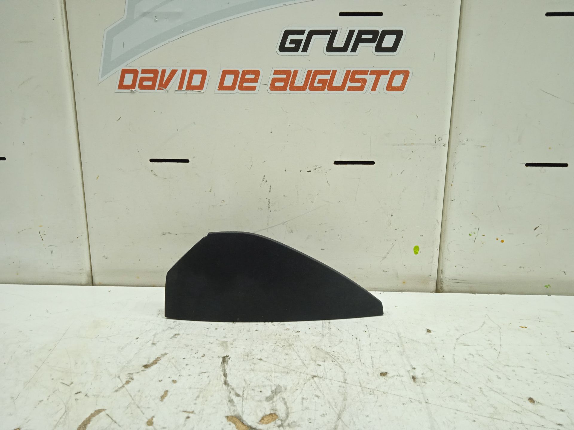 No identificado tesla model s basis