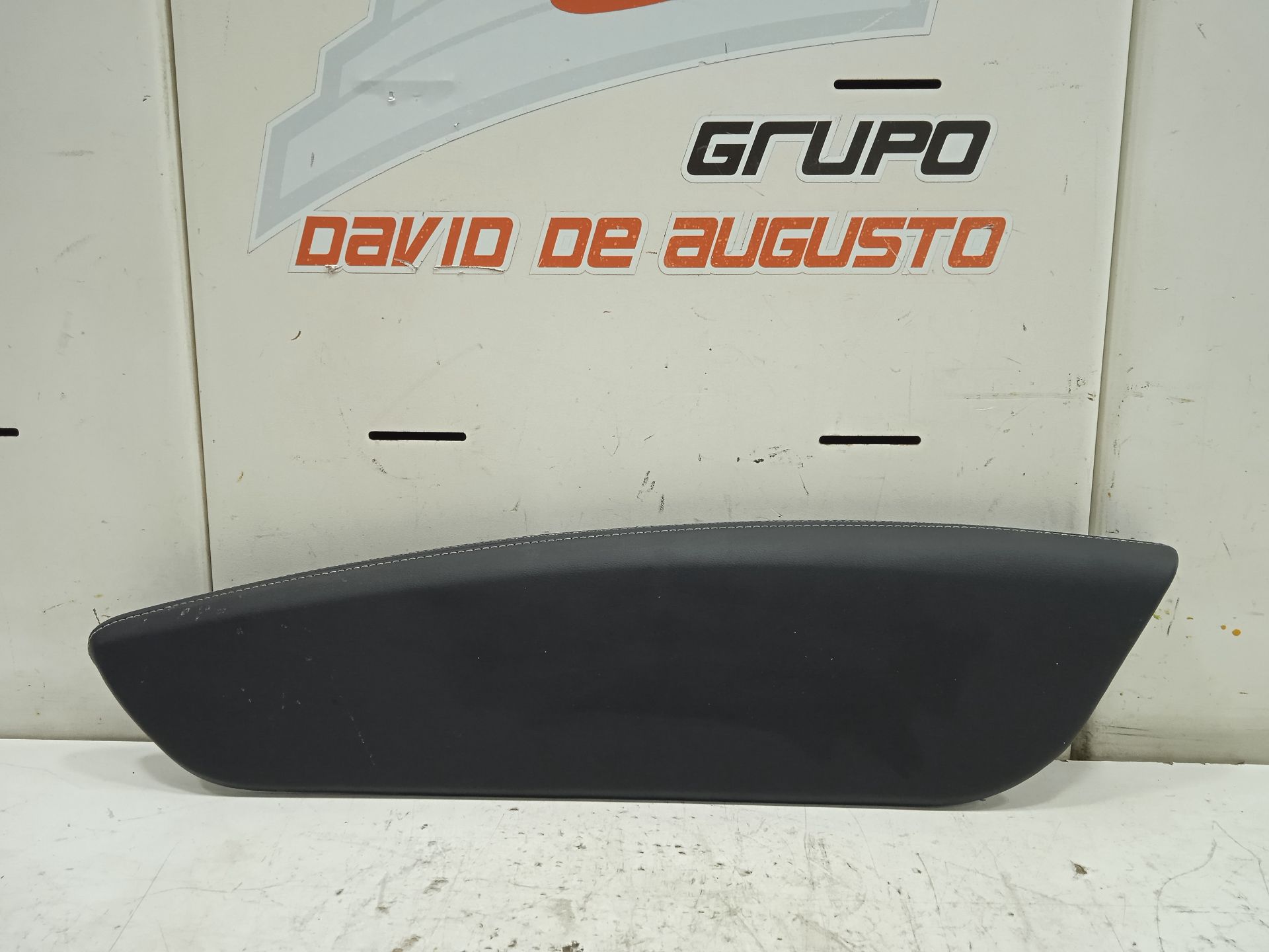 No identificado tesla model s basis
