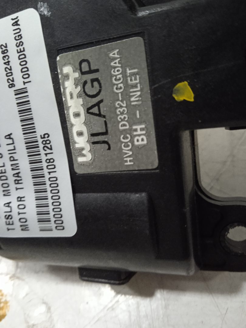 No identificado tesla model s basis