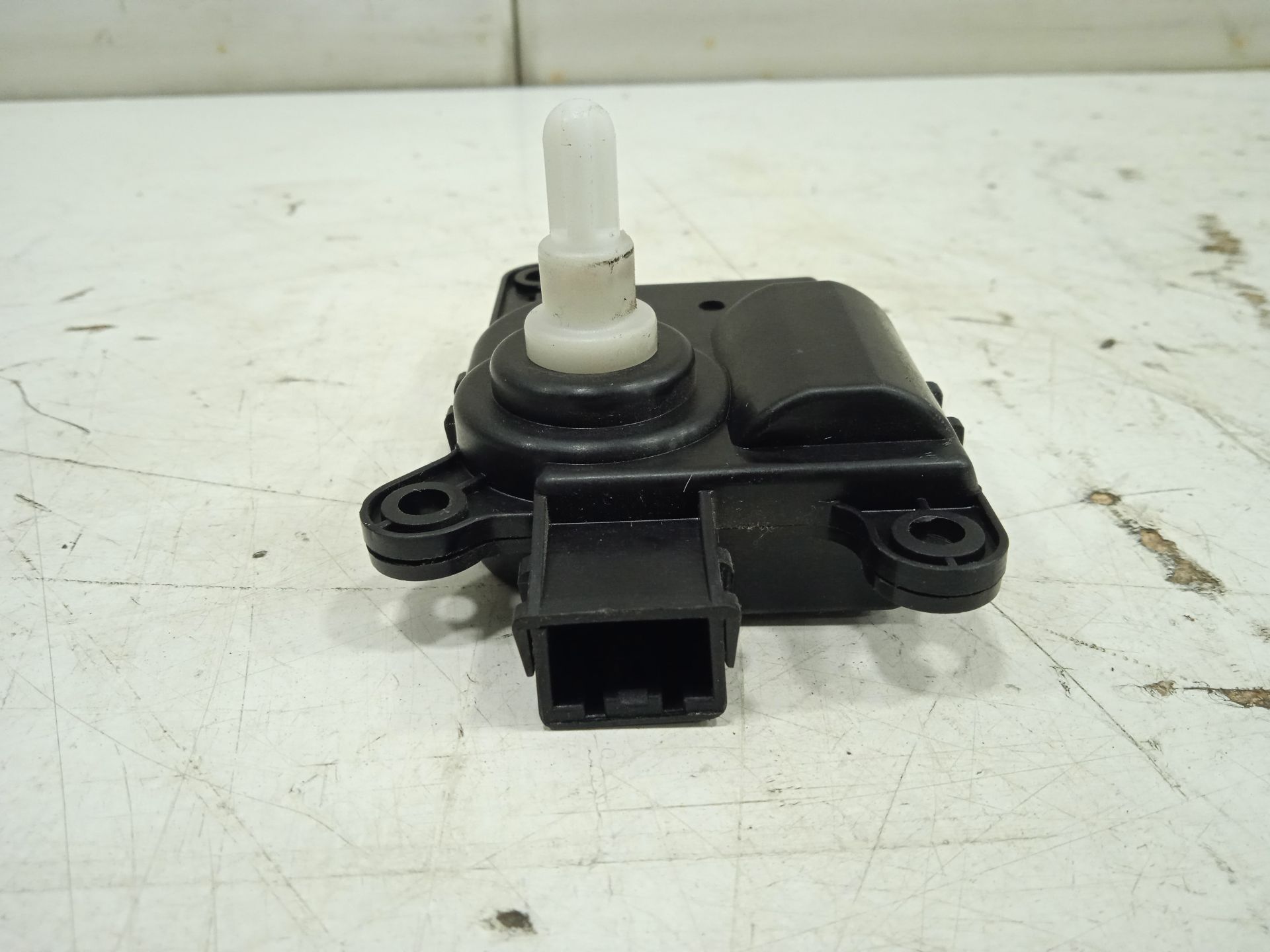 No identificado tesla model s basis