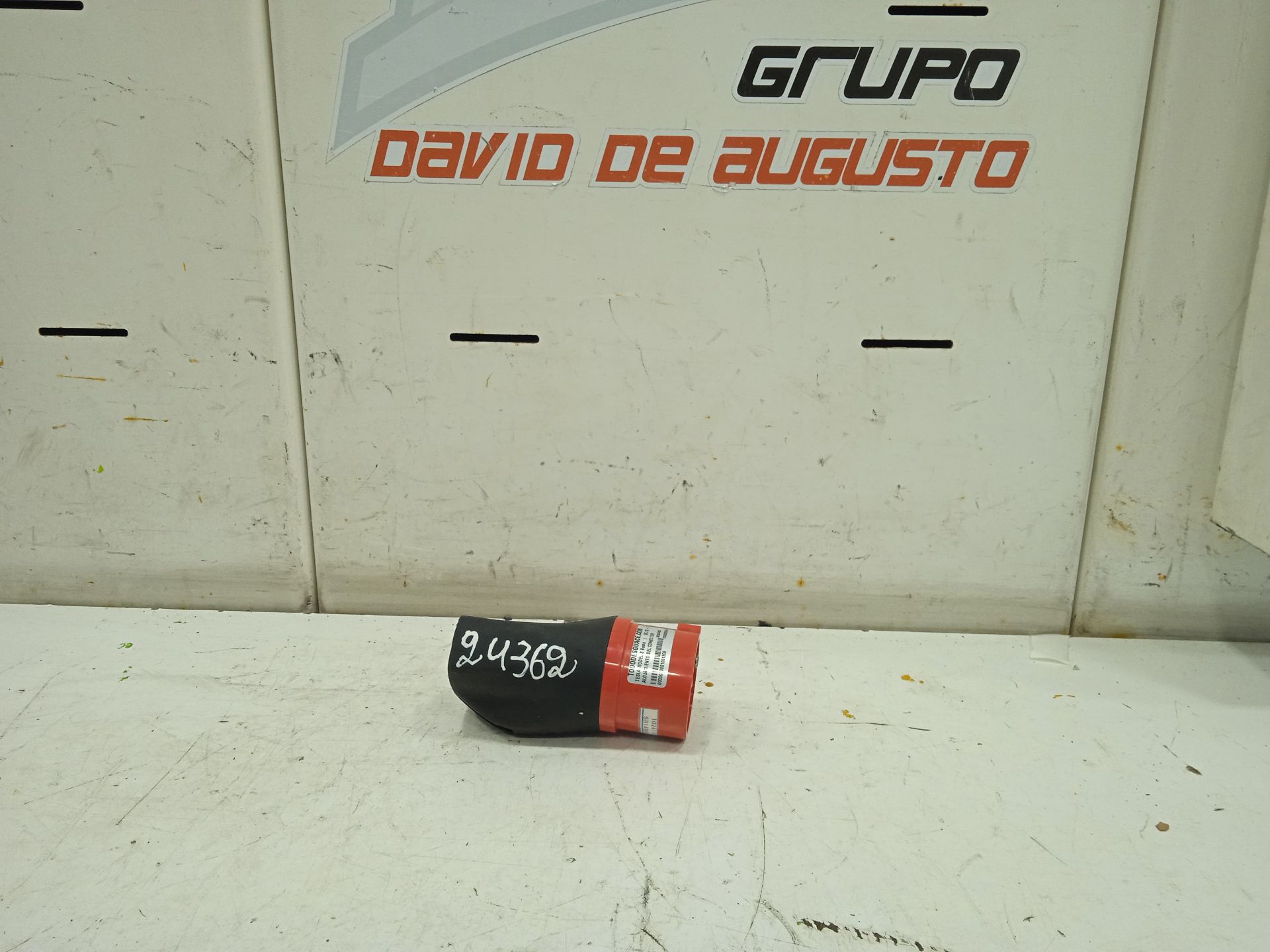 No identificado tesla model s basis