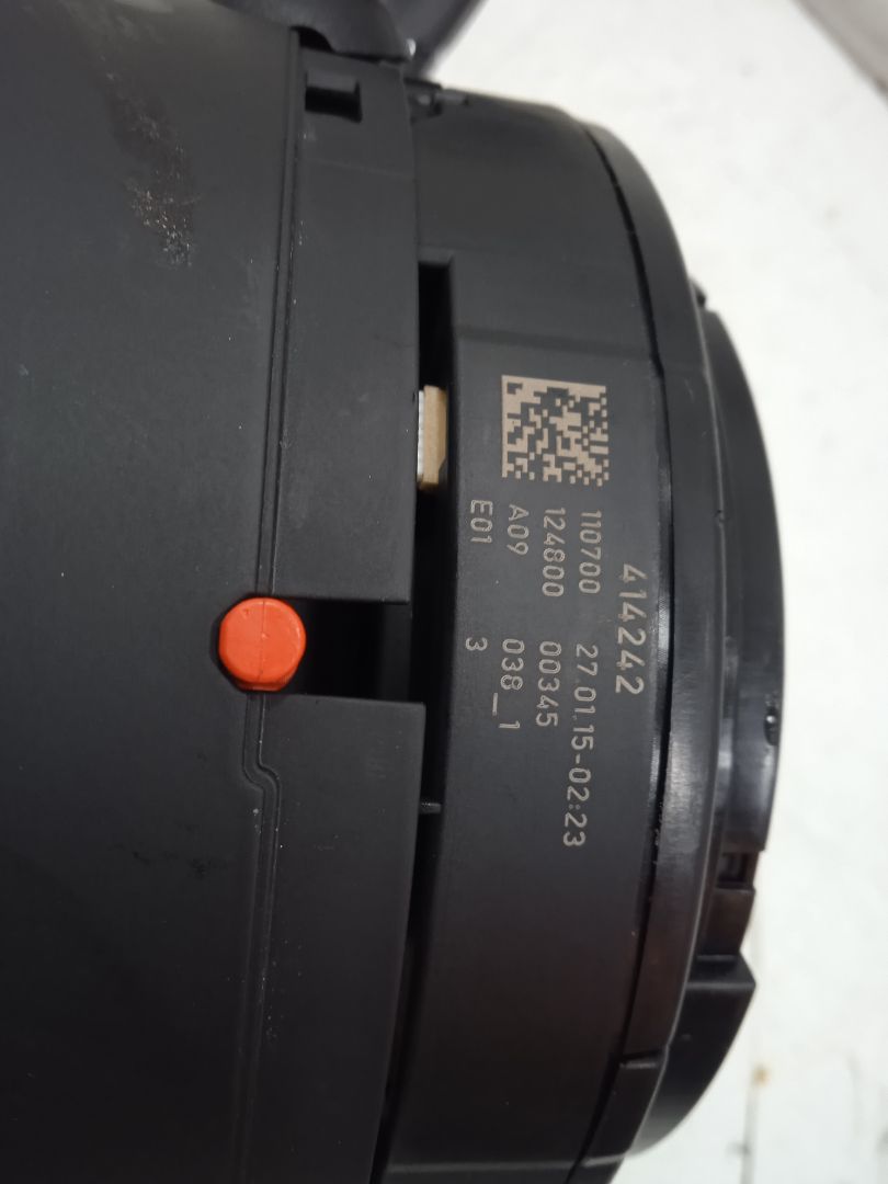 No identificado tesla model s basis
