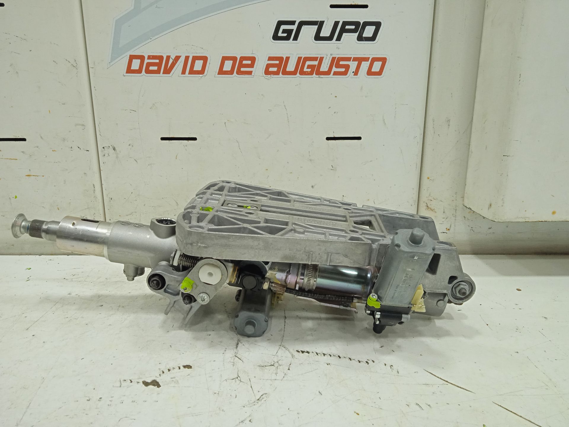 Columna direccion tesla model s basis