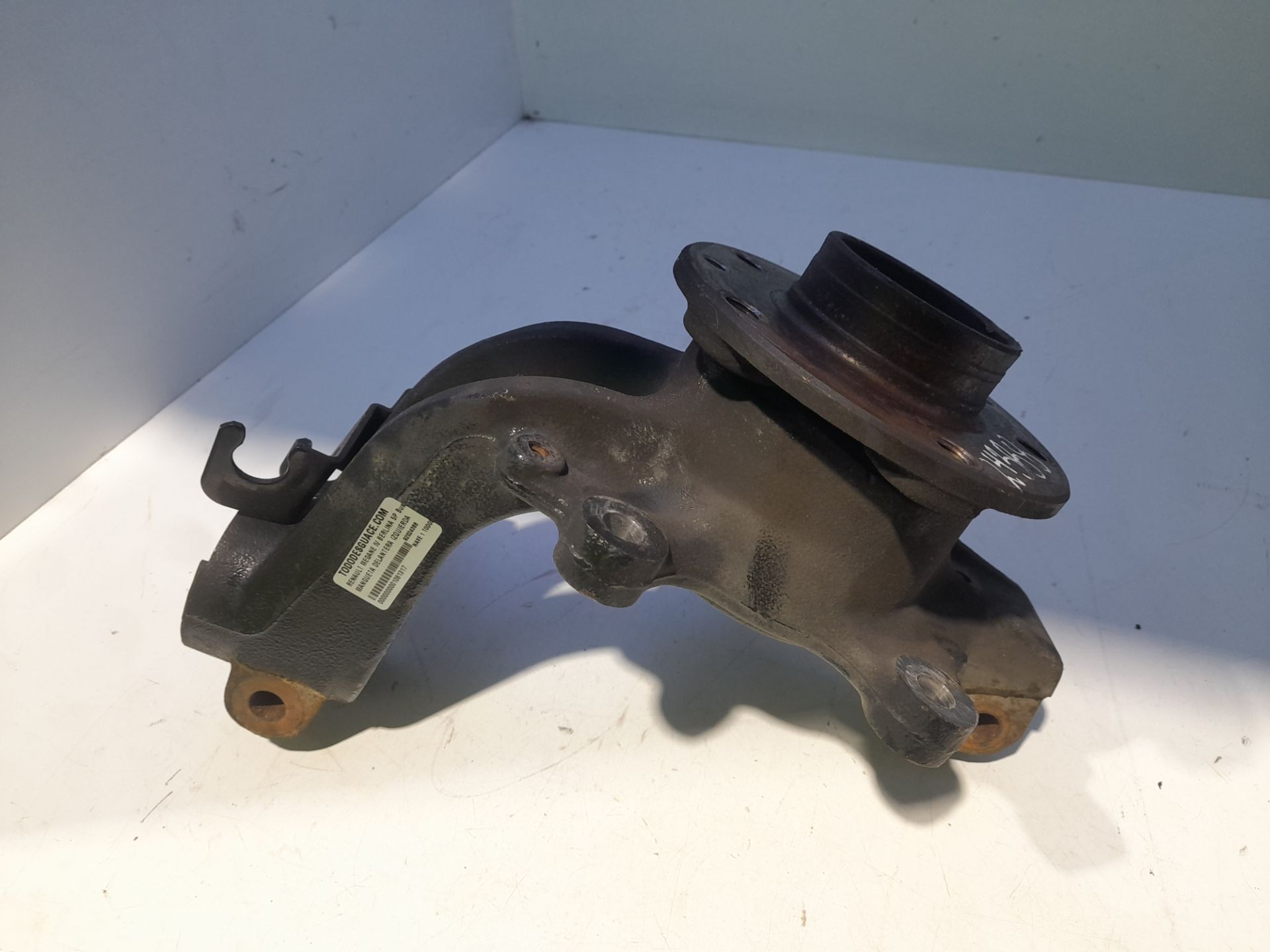 Mangueta delantera izquierda renault megane iv berlina 5p business