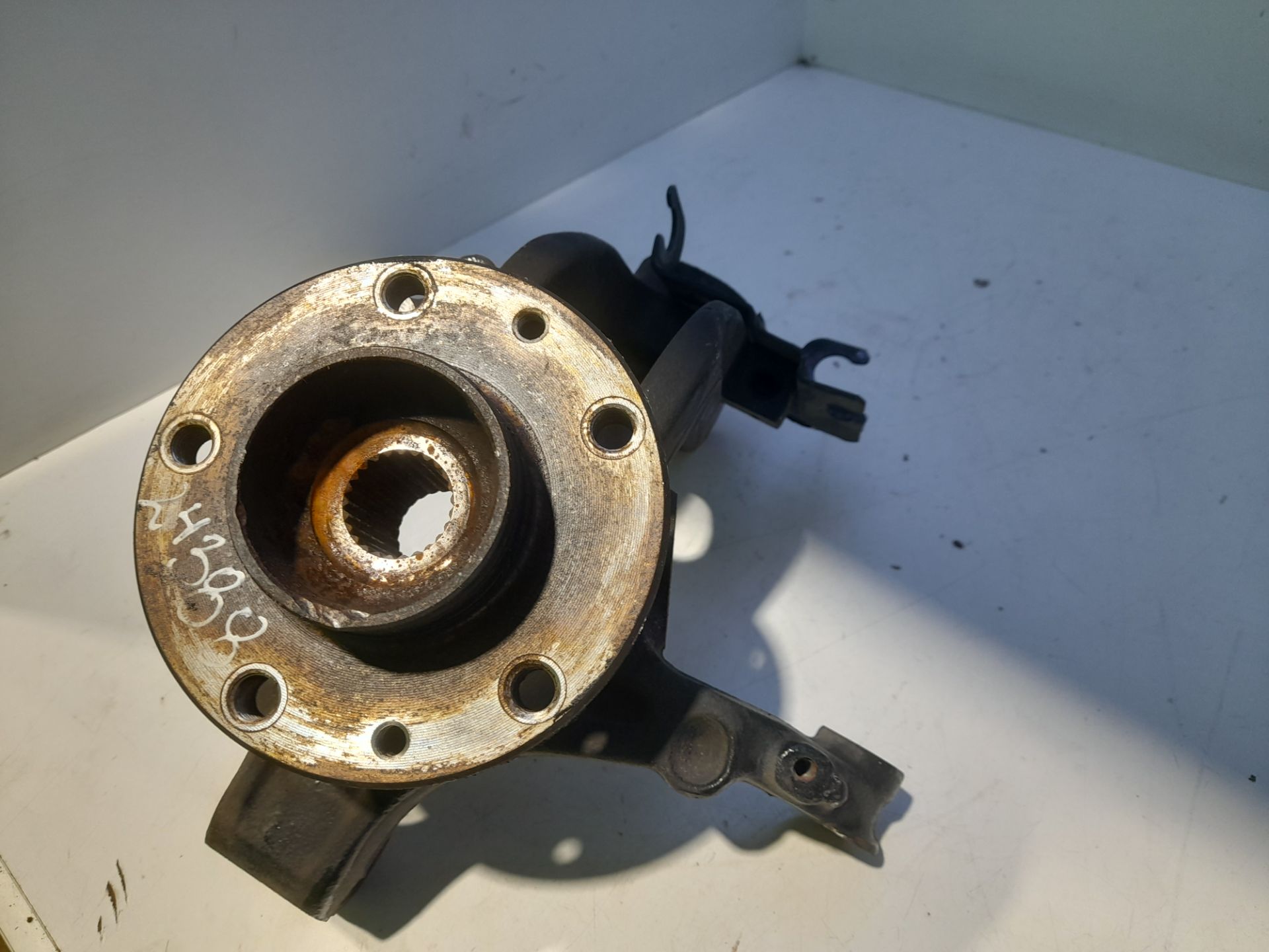 Mangueta delantera izquierda renault megane iv berlina 5p business