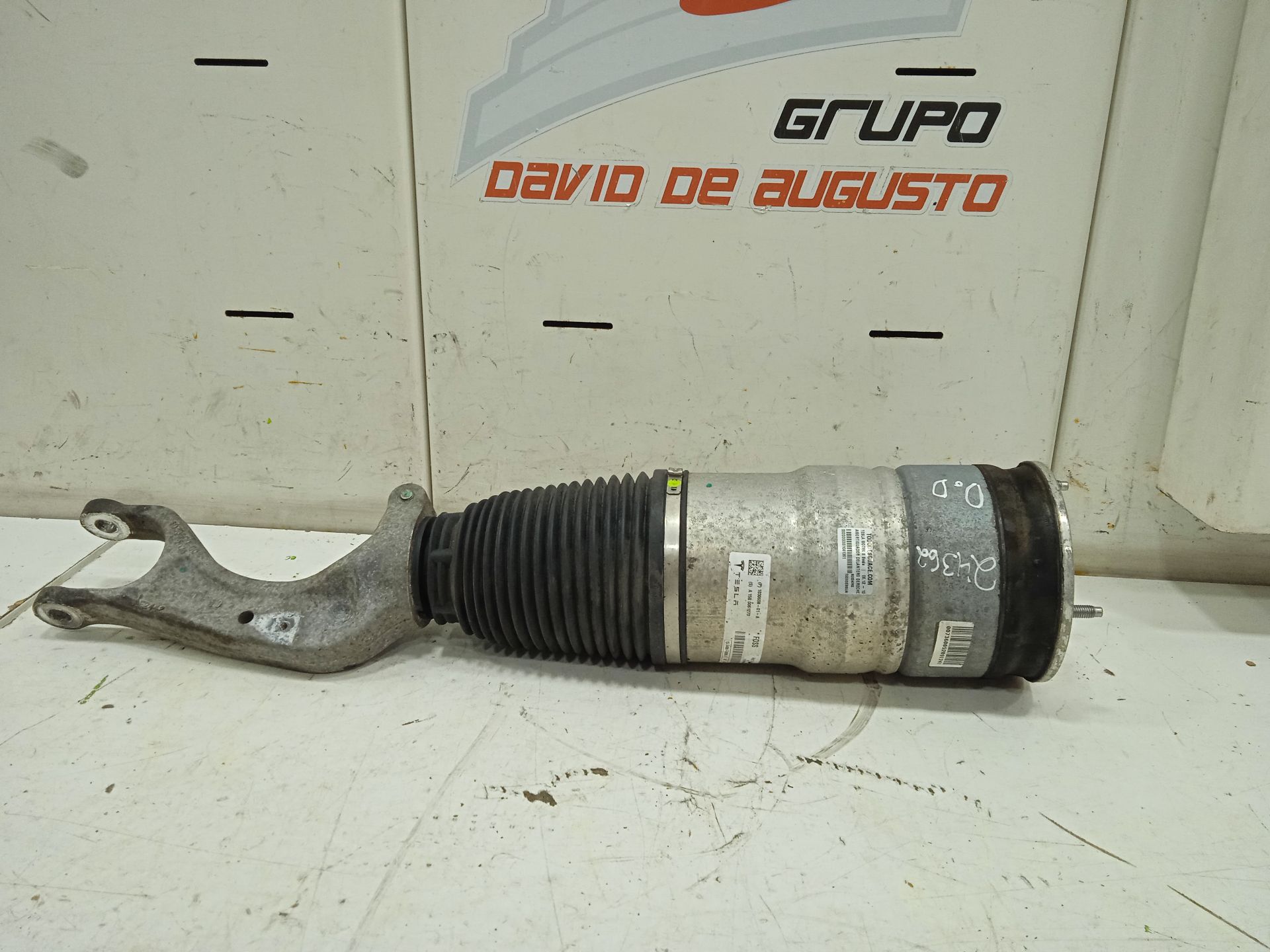 Amortiguador delantero derecho tesla model s basis