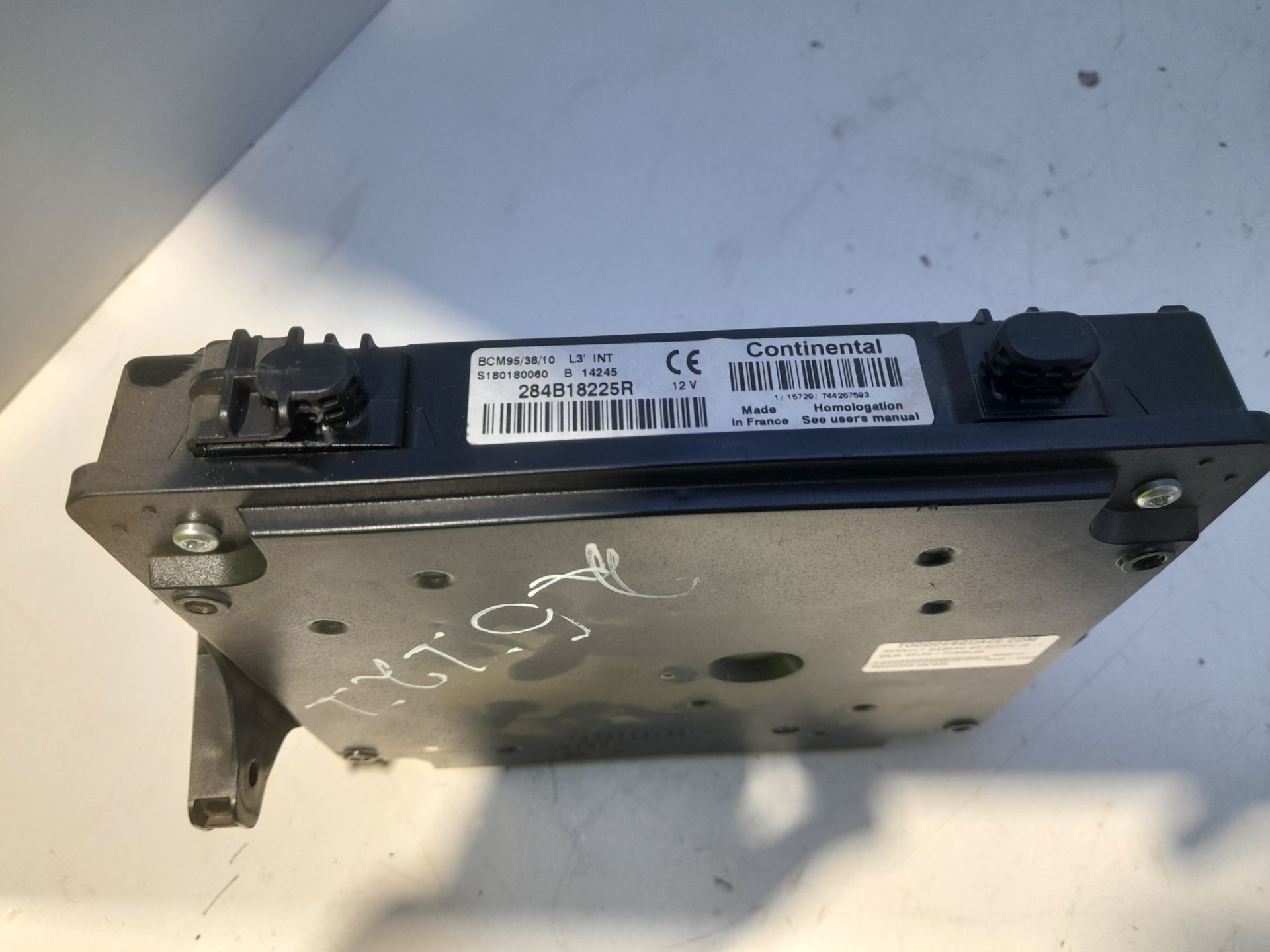 Caja reles / fusibles renault  no identificado