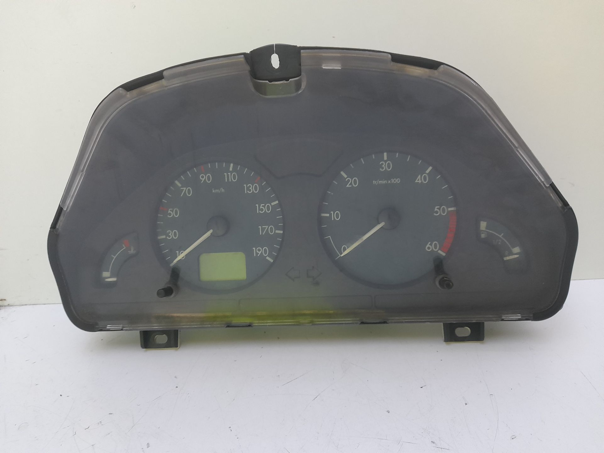Cuadro instrumentos citroen saxo 1.5 d furio