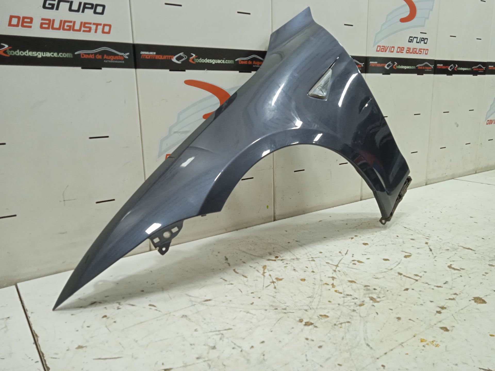 Aleta delantera izquierda tesla model s basis