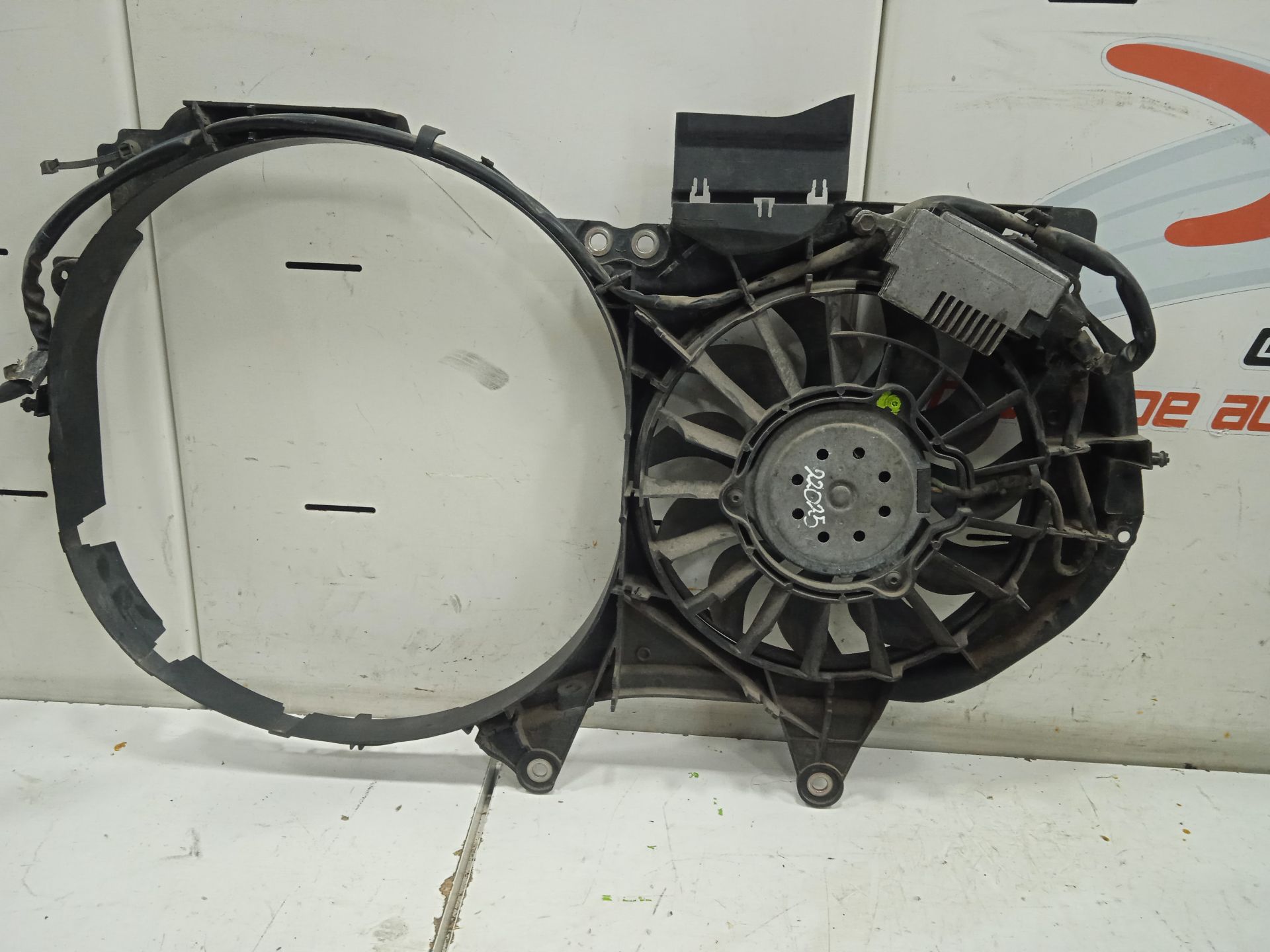 Electroventilador audi a4 berlina (8e) 1.9 tdi (96kw)