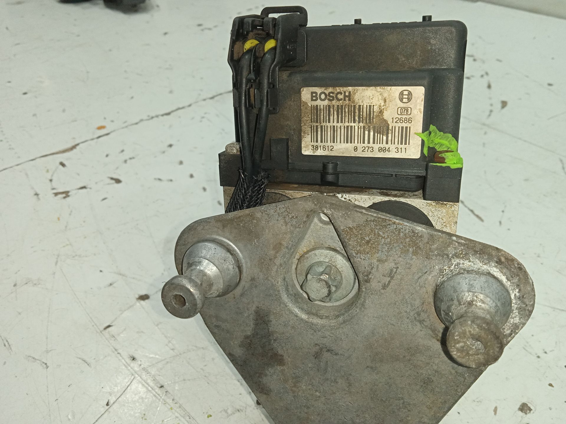 Abs lt  46  caja cerrada