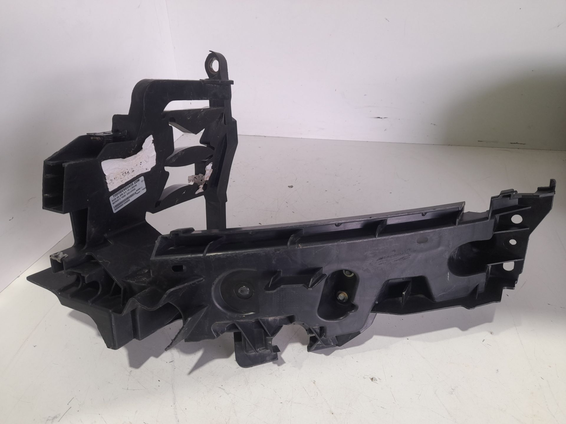 Soporte faro izquierdo audi q5 (8r) 2.0 tdi (125kw)