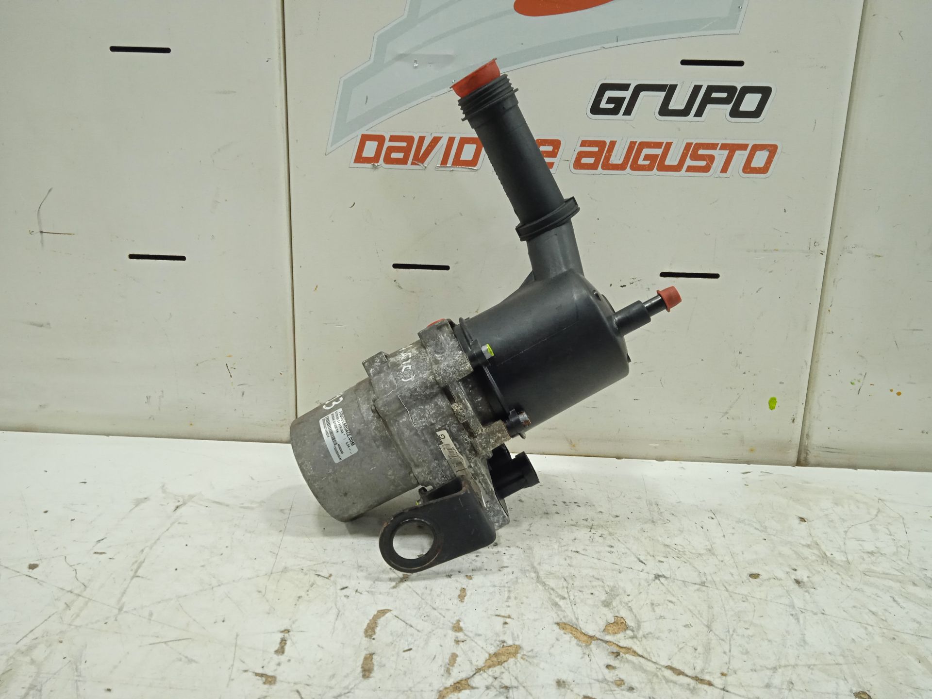 Bomba direccion citroen c4 berlina 