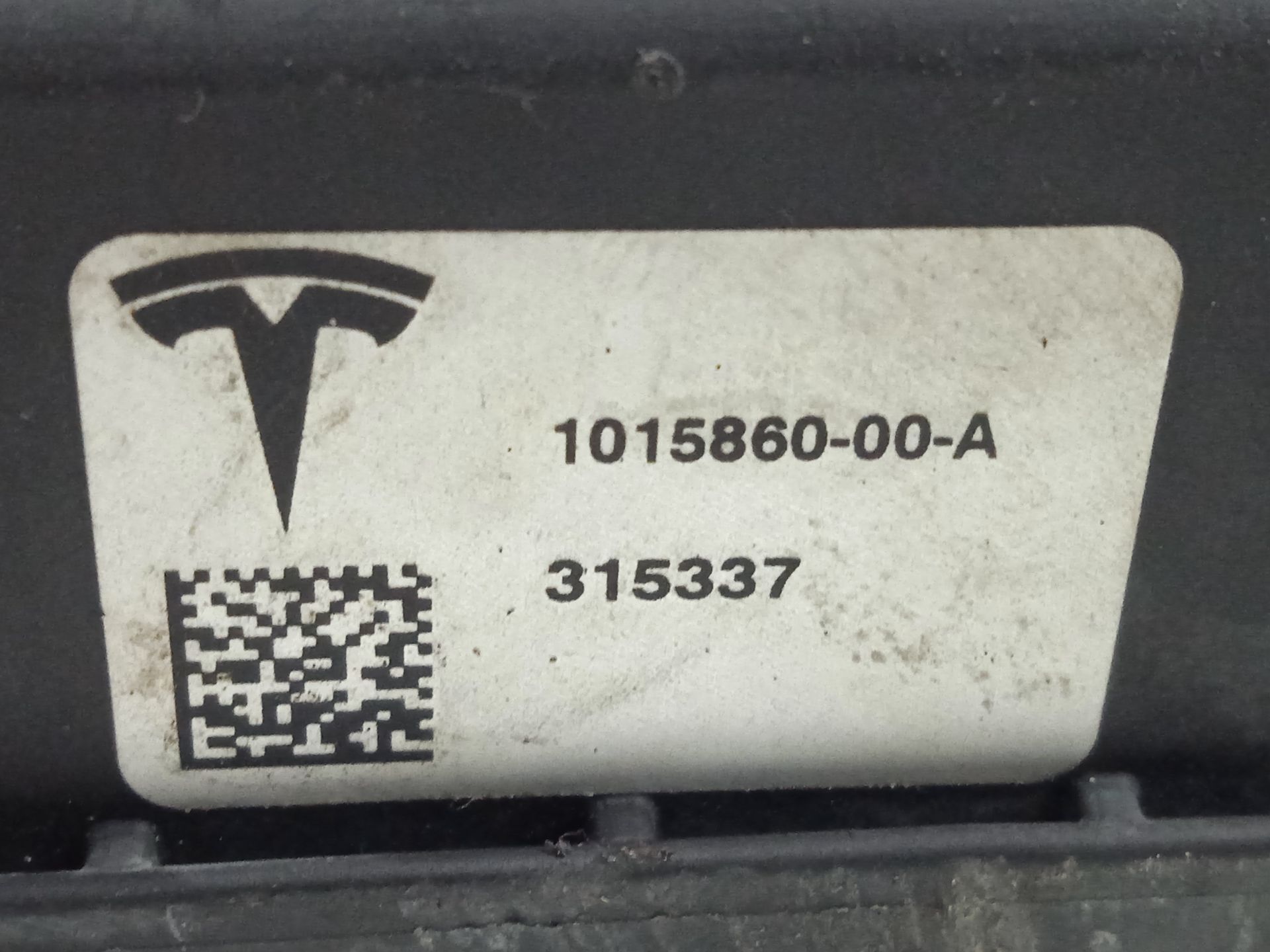 Claxon tesla model s basis