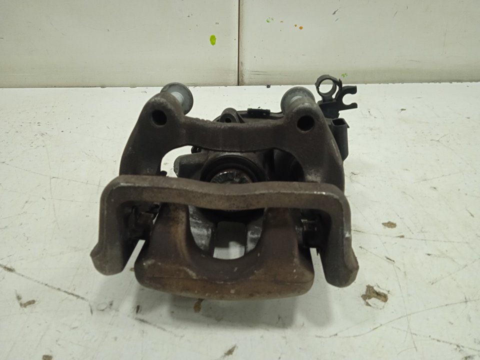 Pinza de freno trasera derecha renault laguna (b56) 