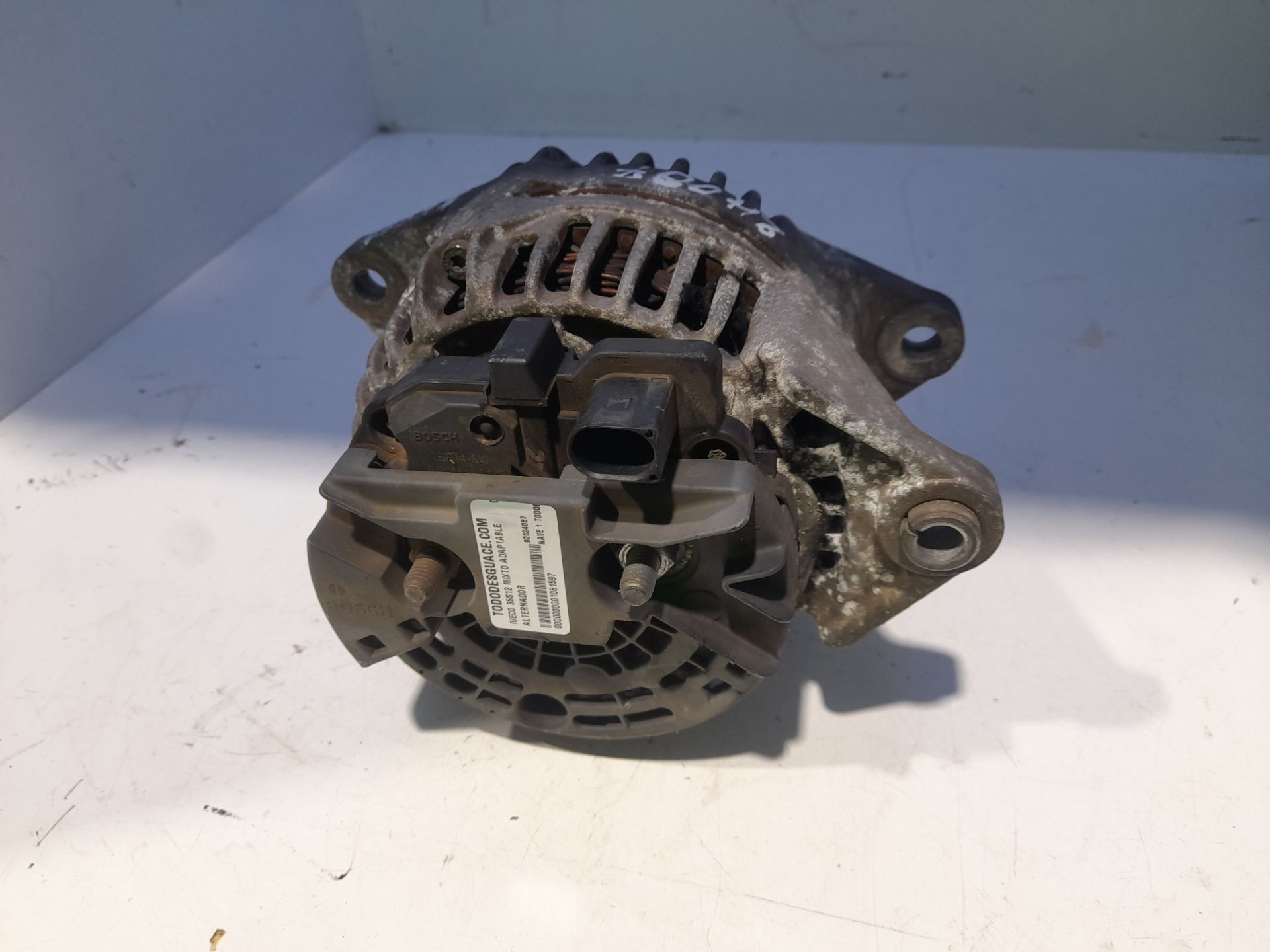 Alternador iveco  no identificado