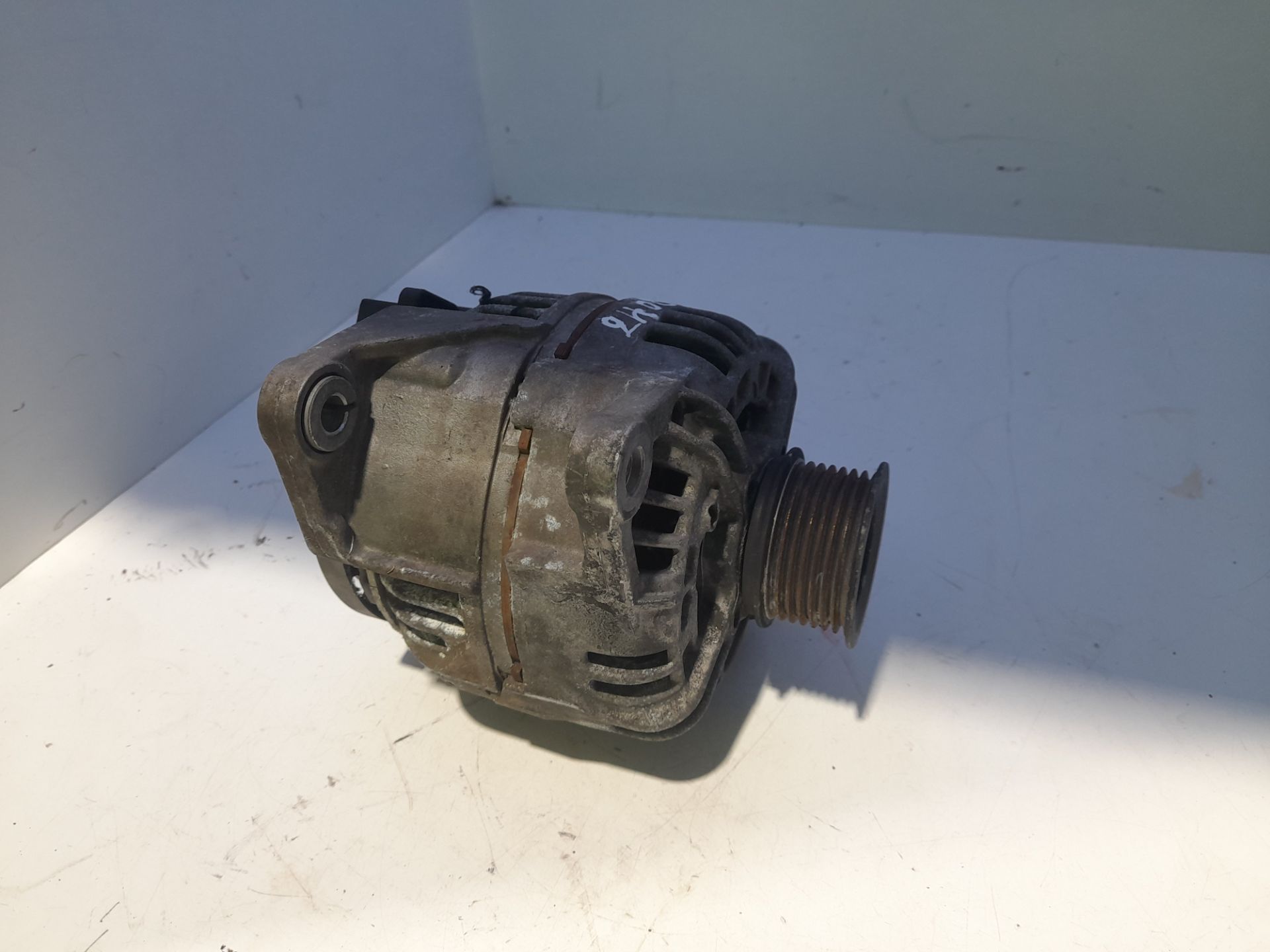 Alternador iveco  no identificado