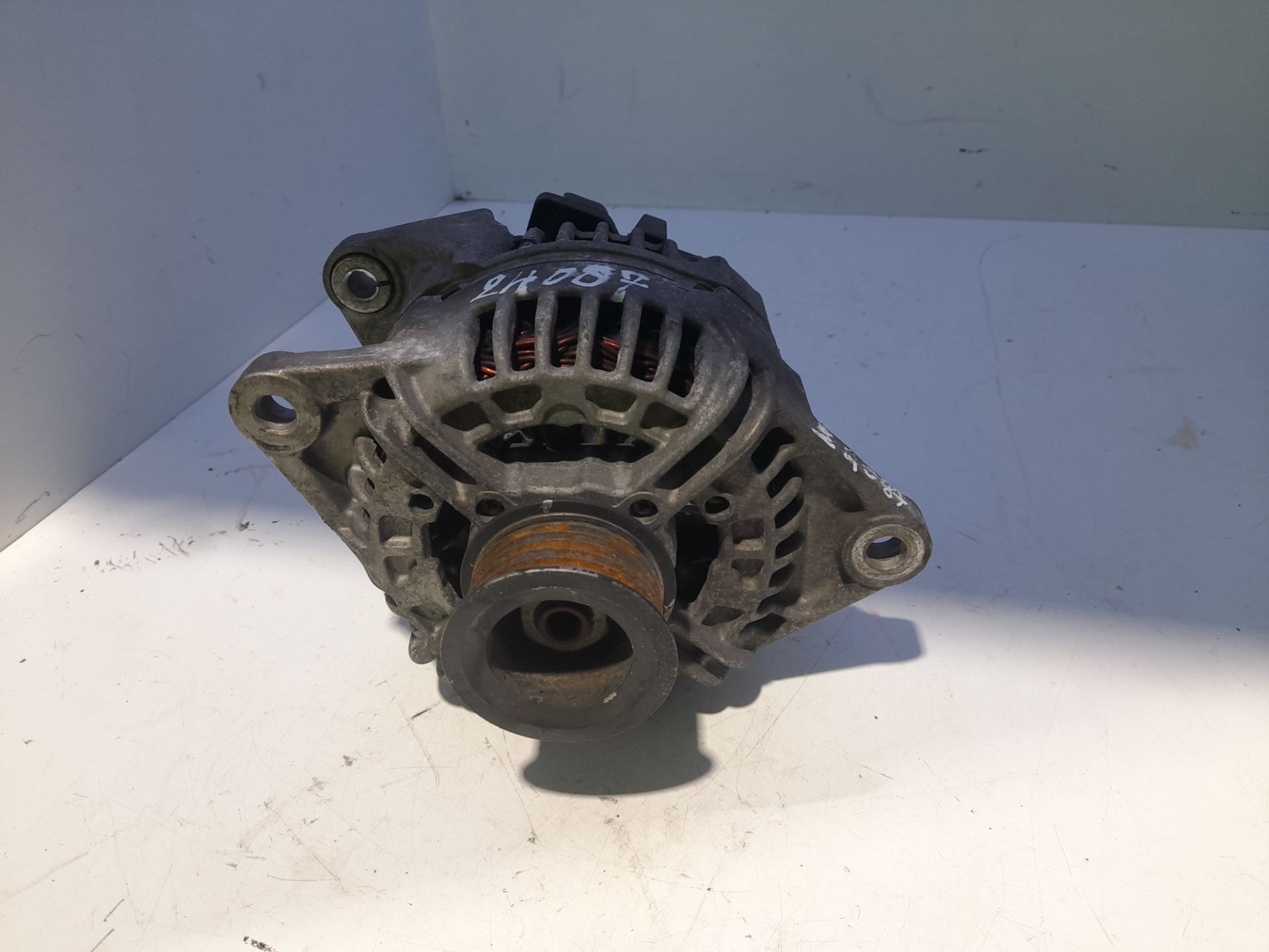 Alternador iveco  no identificado