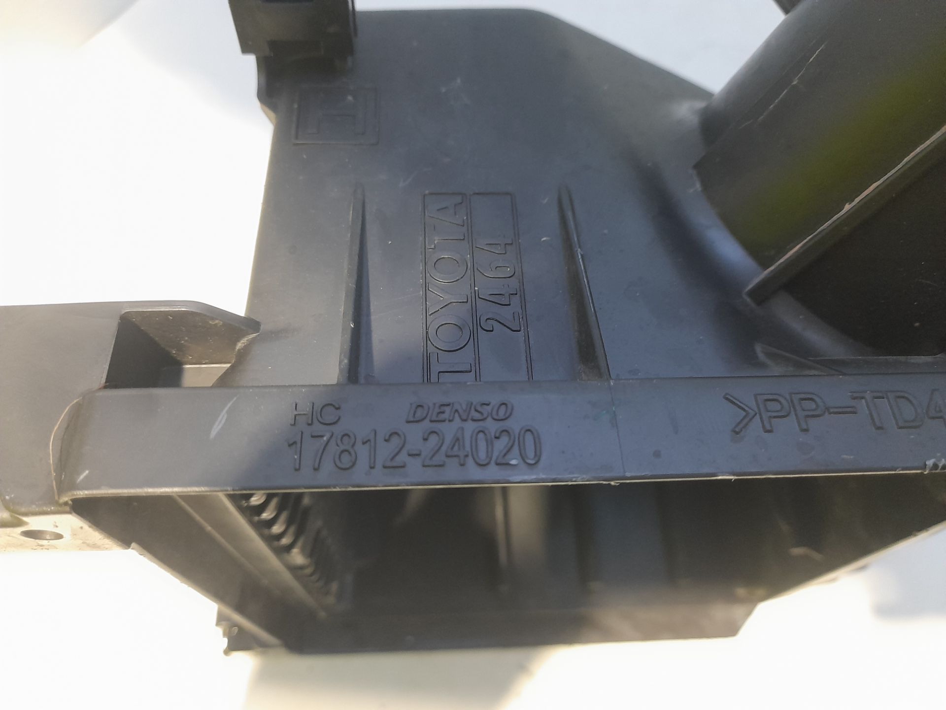 Caja filtro aire lexus ux (za10) 250h