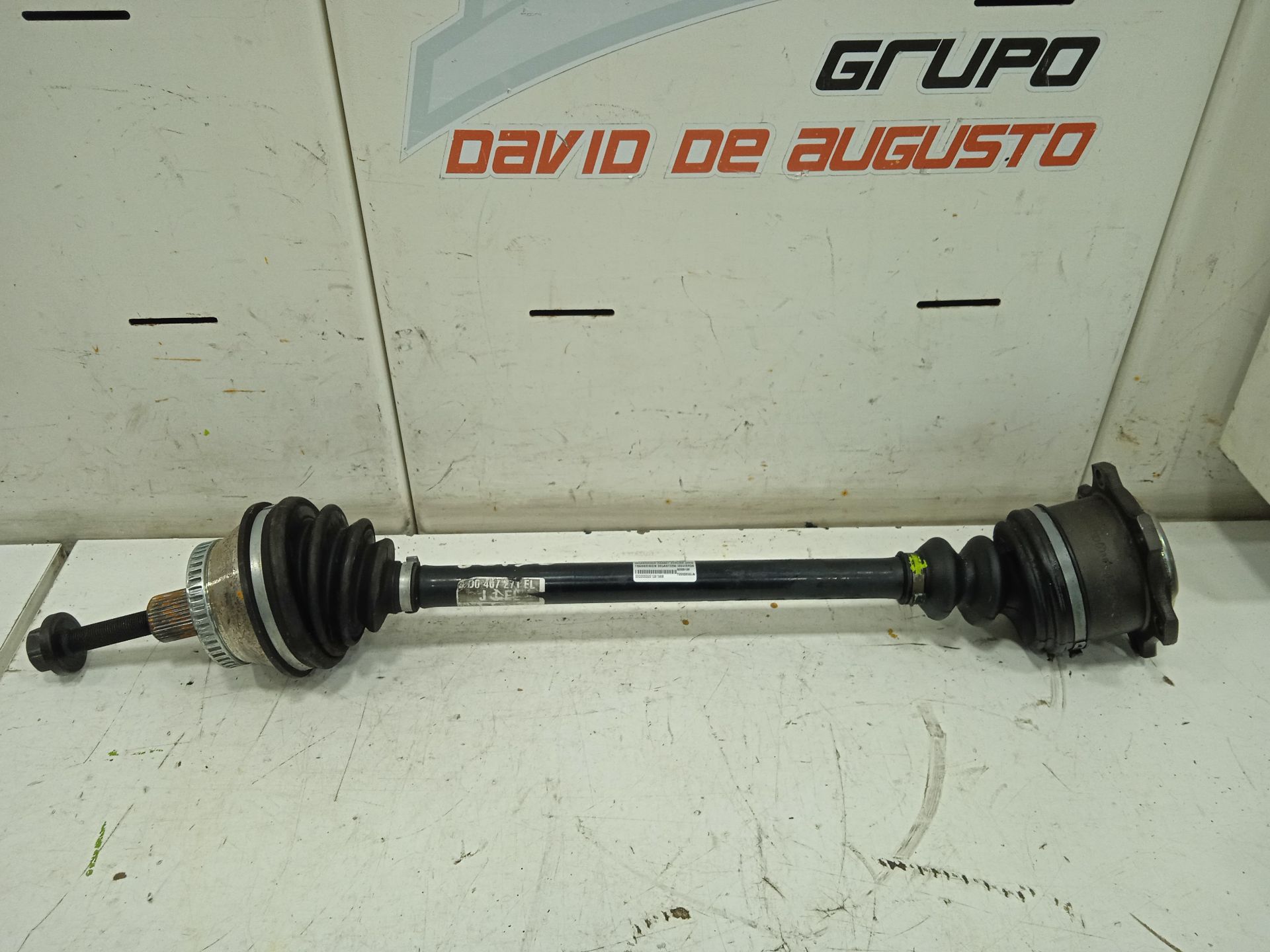 Transmision delantera izquierda volkswagen passat berlina (3b3) edition