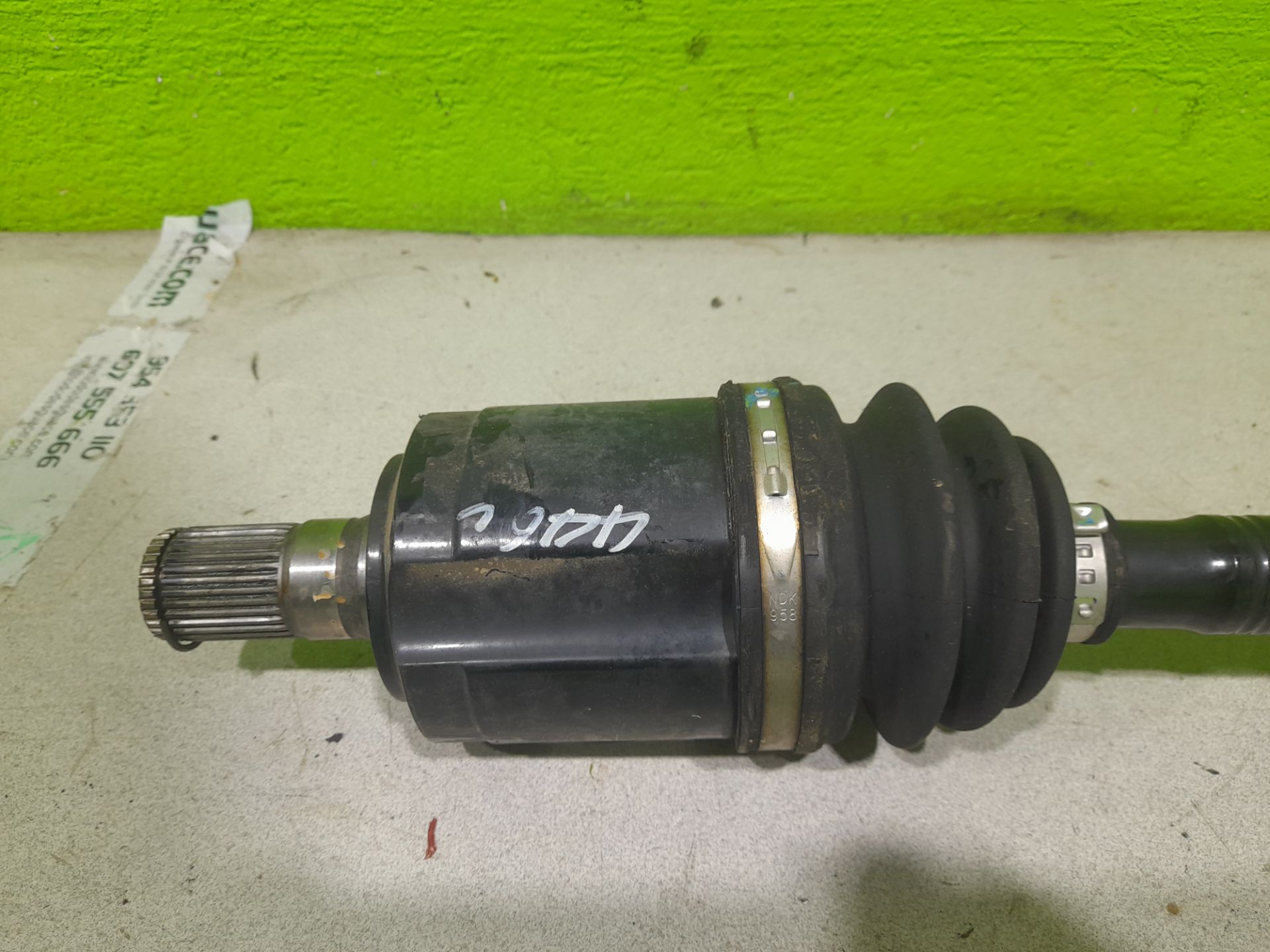 Transmision delantera izquierda   no identificado