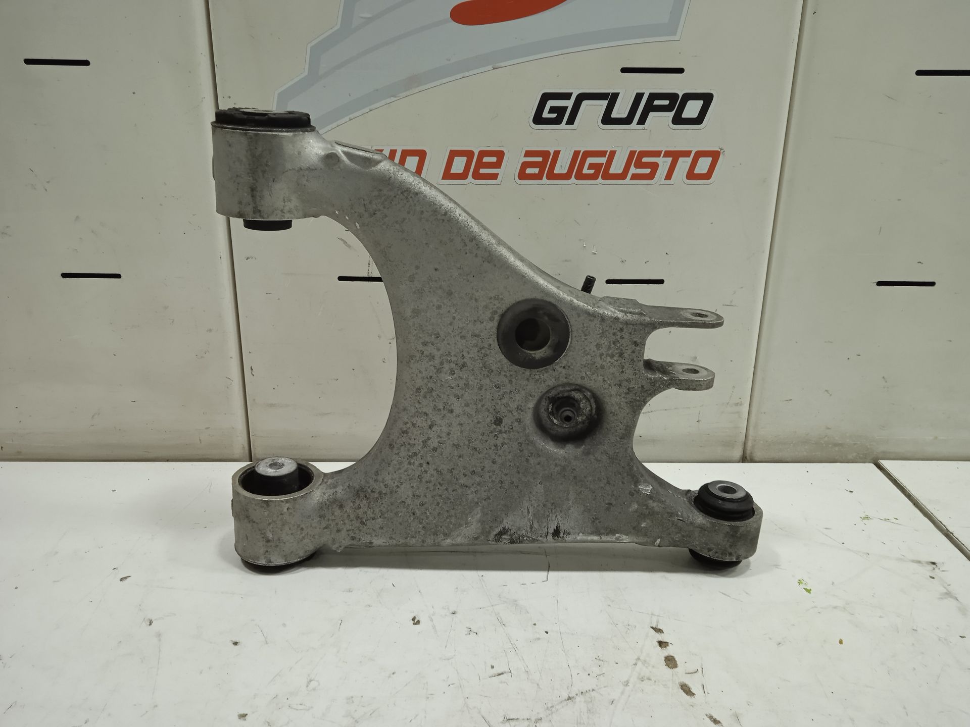 Brazo suspension delantero izquierdo tesla model s basis