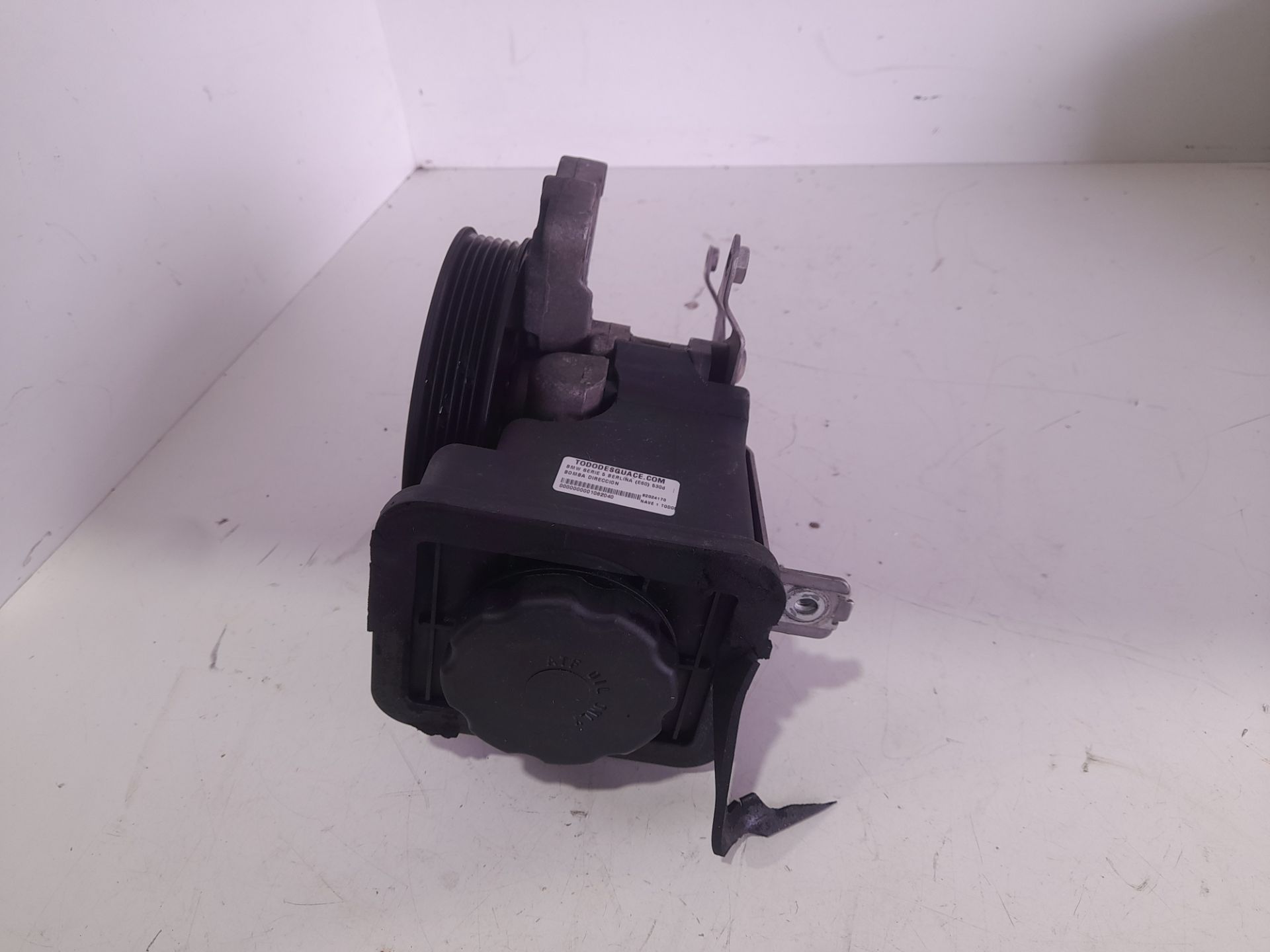 Bomba direccion bmw serie 5 berlina (e60) 530d