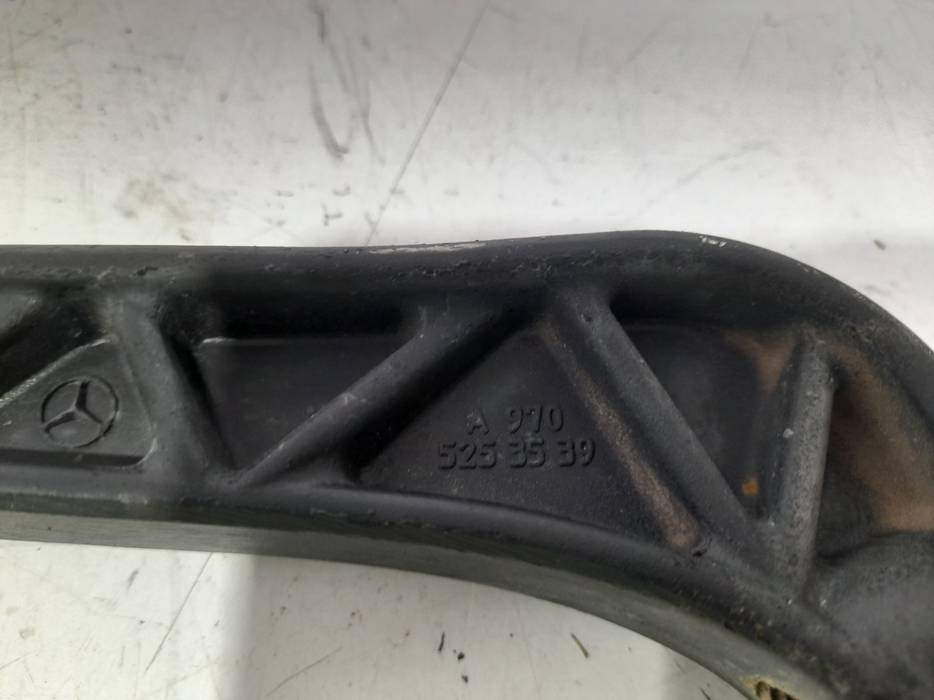 Soporte paragolpes delantero   no identificado