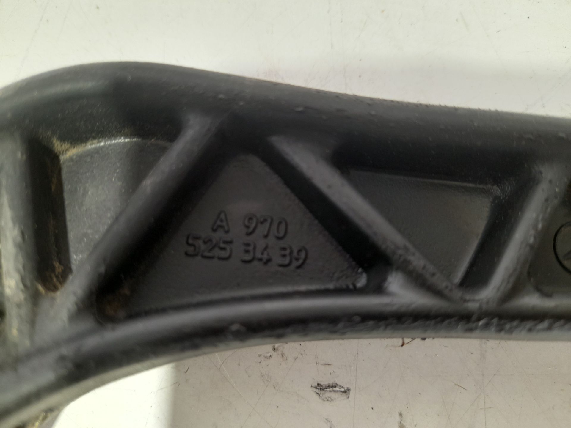 Soporte paragolpes delantero   no identificado