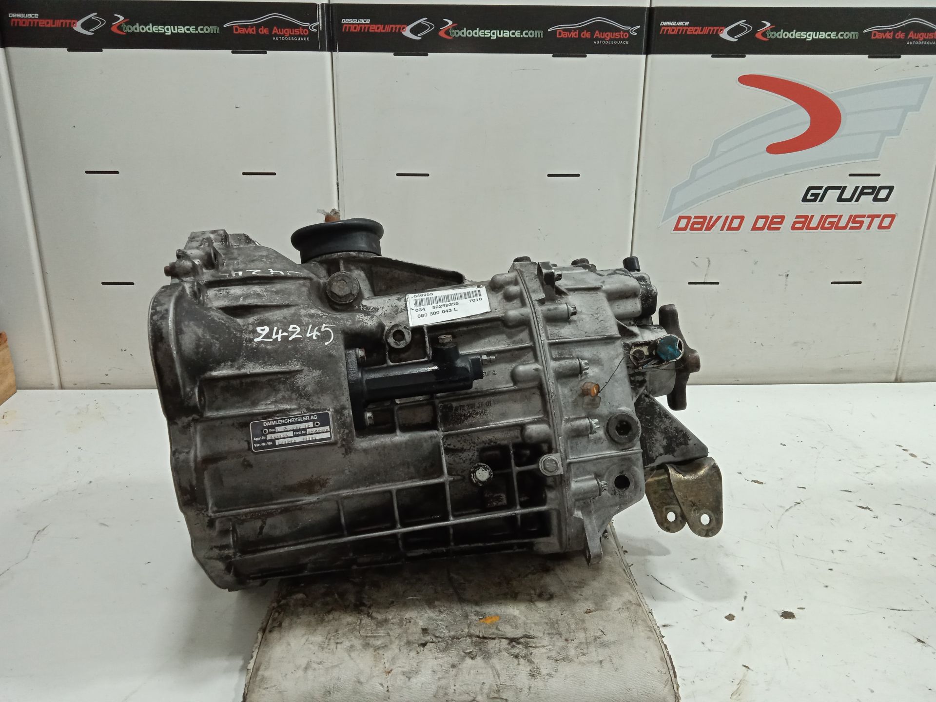 Caja cambios lt  46  caja cerrada