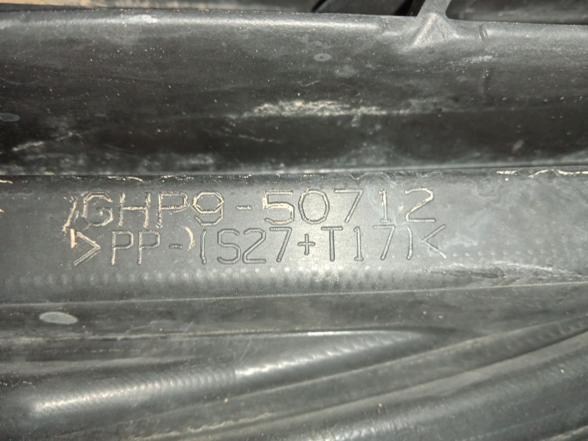 Paragolpes delantero   no identificado