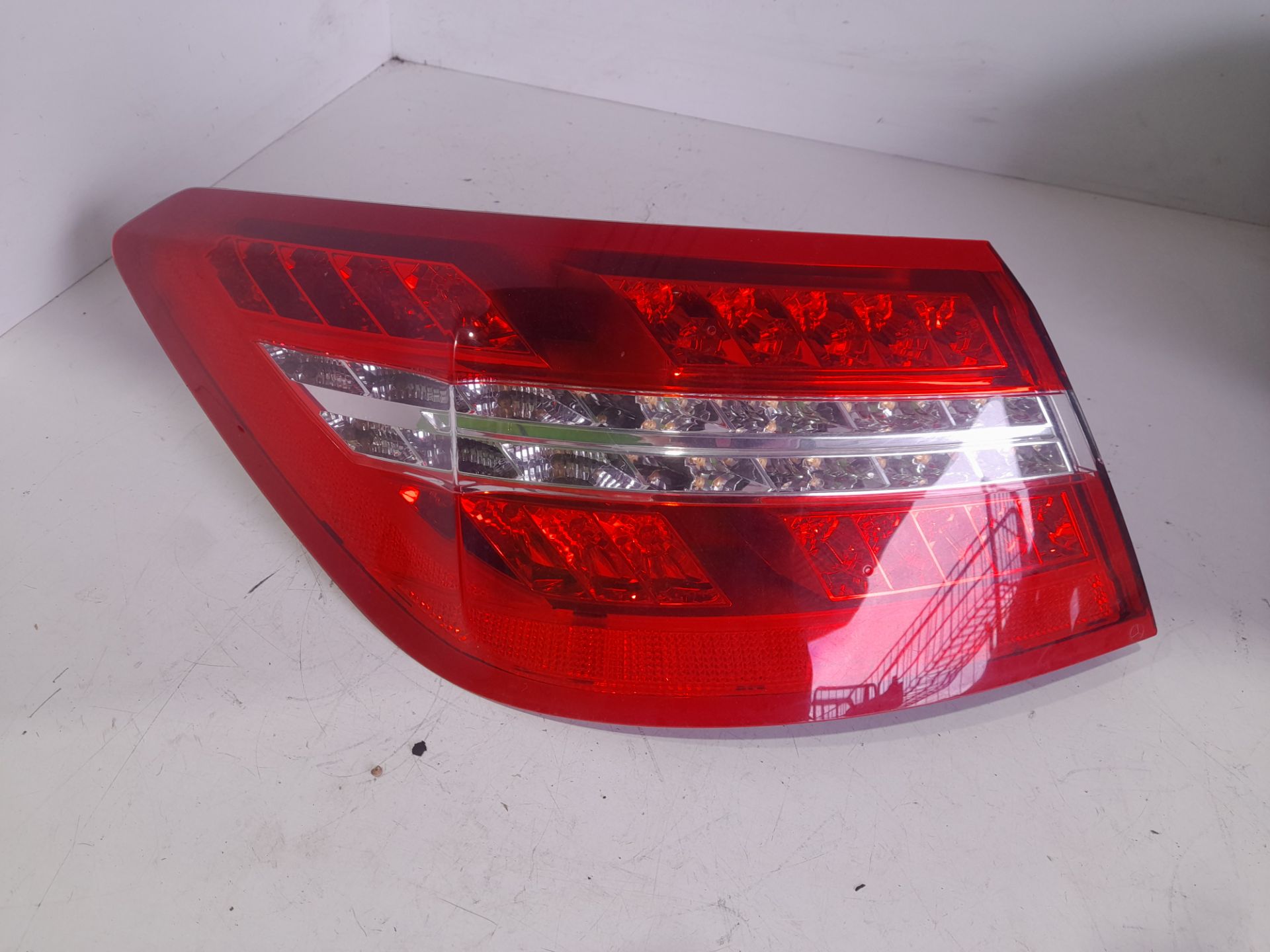 Piloto trasero izquierdo mercedes-benz clase e (bm 207) coupe e 350 cdi blueefficiency (207.