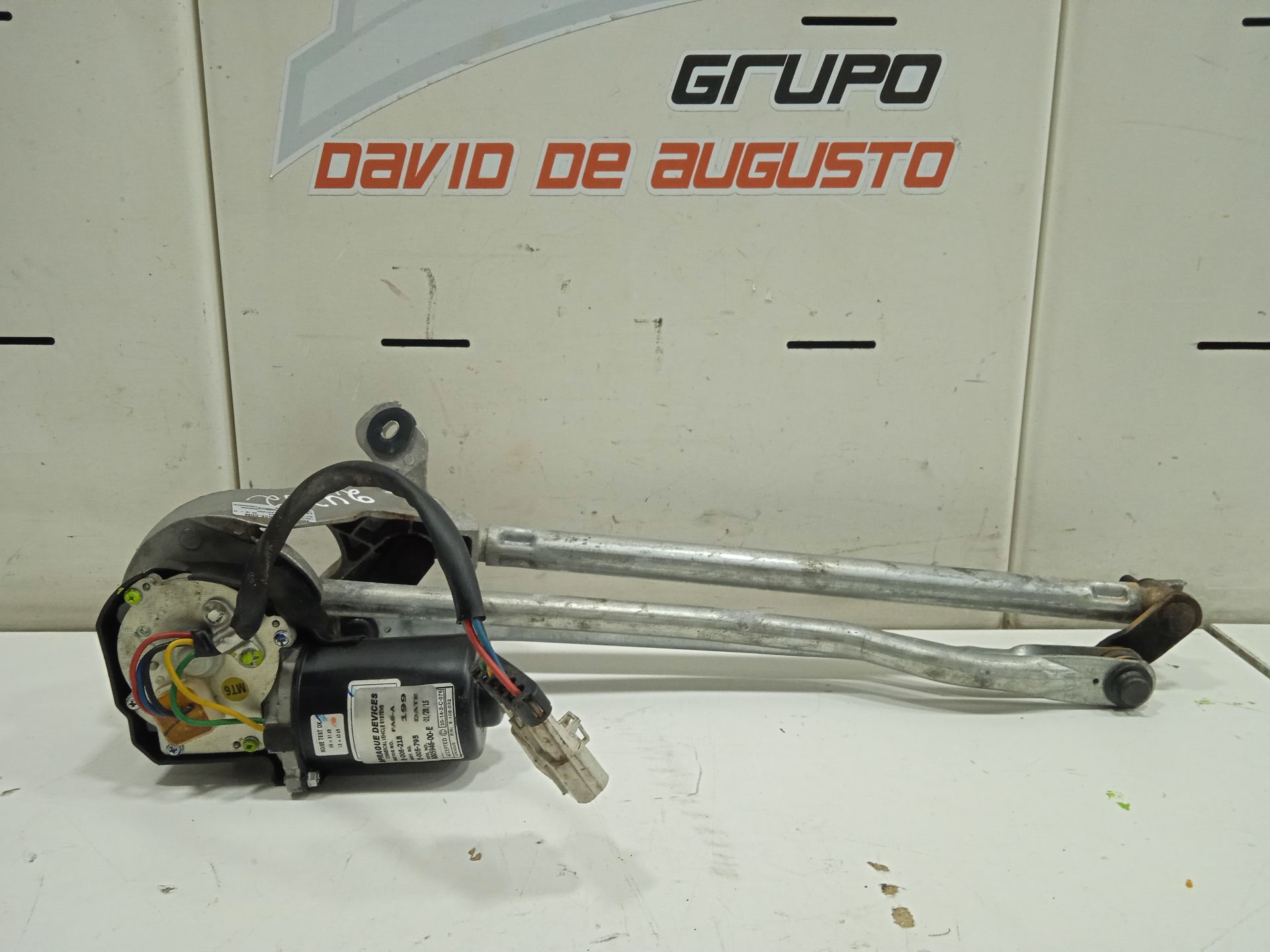 Motor limpia delantero tesla model s basis